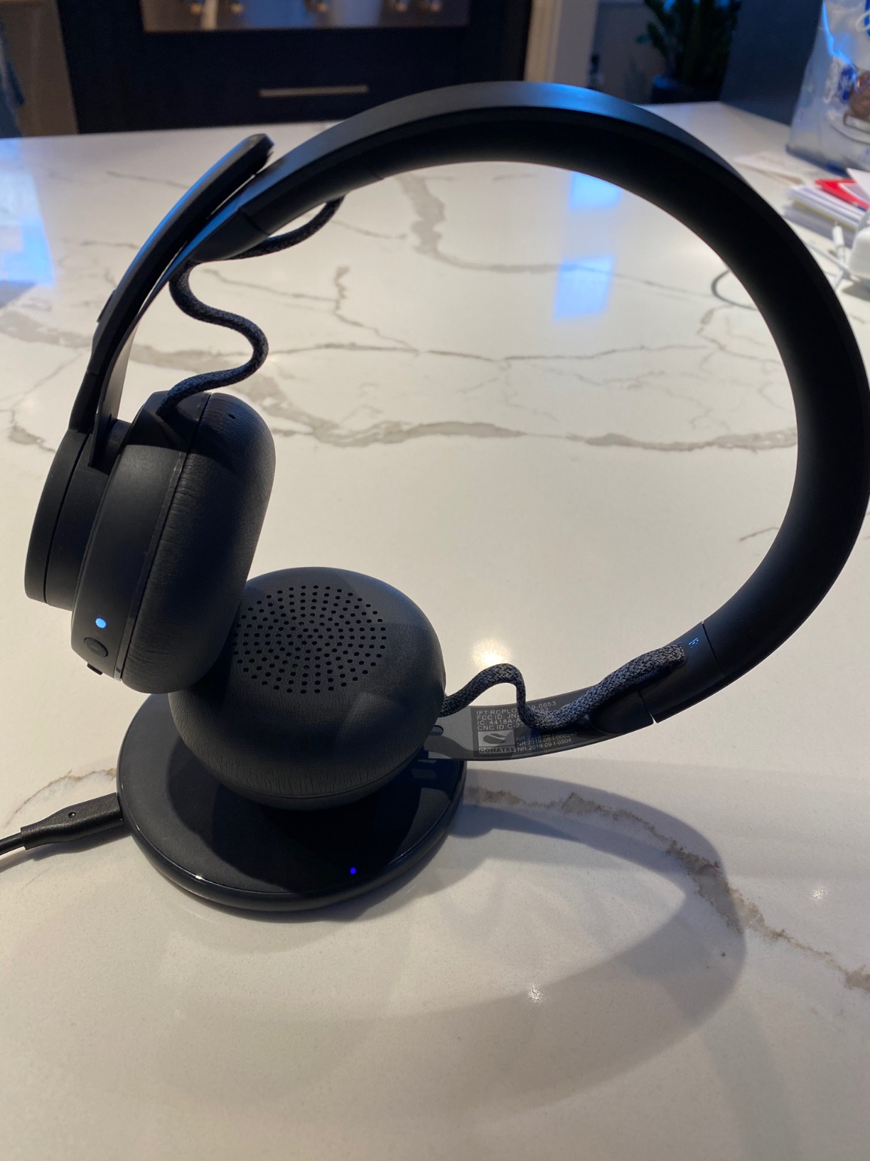 Logitech Zone Wireless Certified Microsoft Teams Bluetooth Headset | Active noise cancellation, Qi charging, Teams and Zoom certified, leatherette ear pads customer photo 2