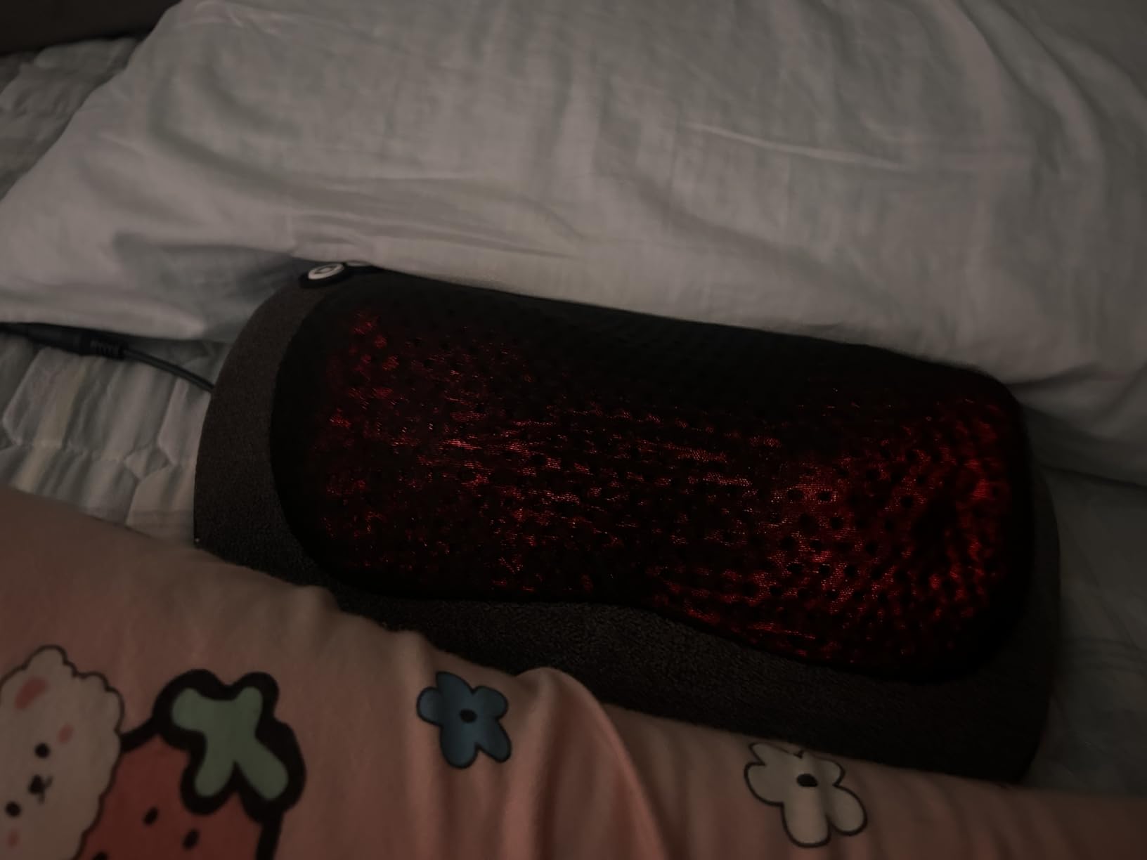 VIKTOR JURGEN Shiatsu Back Massager with Heat, Deep Tissue Electric 3D Kneading Massage Pillow for Neck, Shoulder, Back customer photo 1