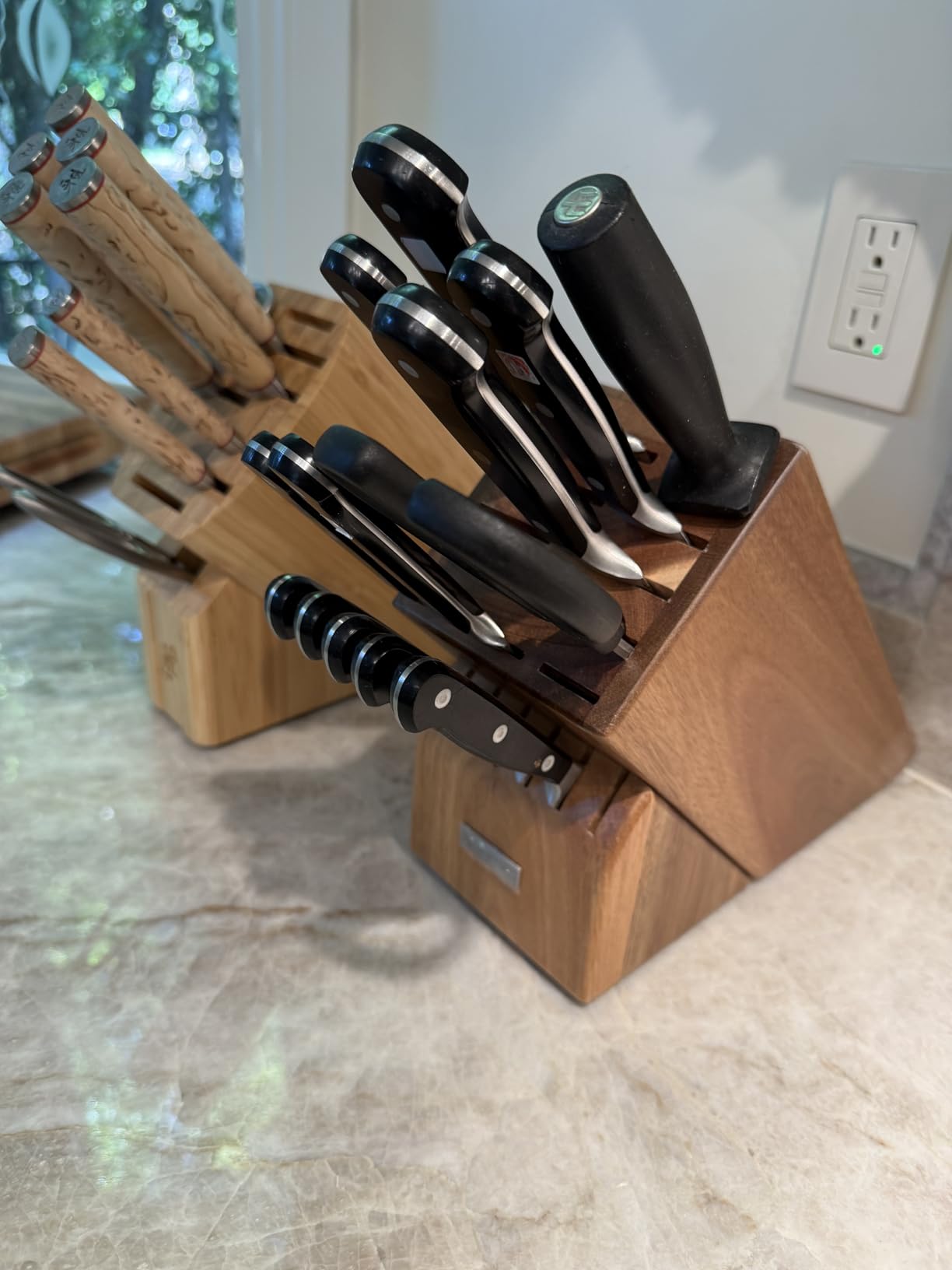 WÜSTHOF 35-Slot Acacia Knife Storage Block customer photo 1