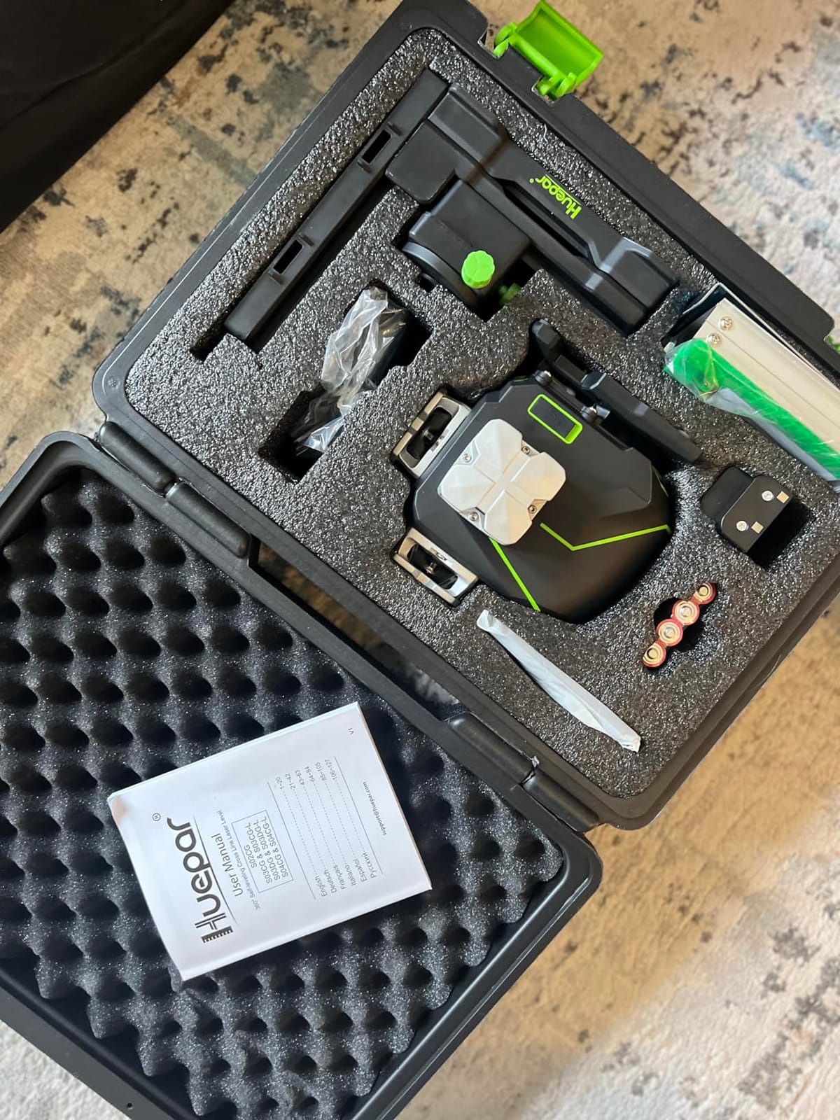 Huepar Laser Level 360 Self Leveling, S04CG 4x360 Green 4D Cross Line Laser with LCD Screen, Bluetooth Outdoor Pulse Mode, Remote Control, Rechargeable 16 Lines Laser Tool for Construction/Tile/Floor customer photo 1