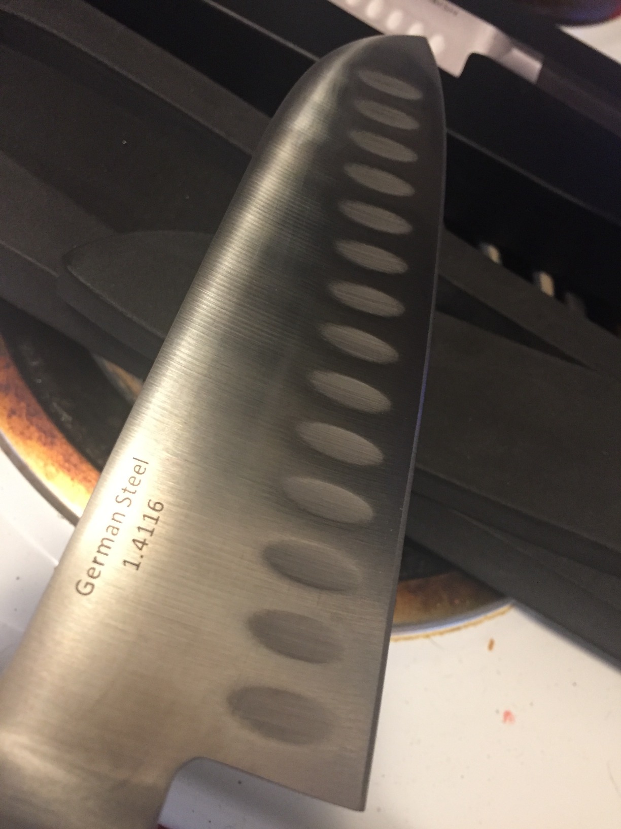 Babish 6.5 Inch Santoku Knife High Carbon 1.4116 German Steel Kitchen Knife Razor Sharp Blade Durable Precision Cutlery for Slicing Dicing Chopping Vegetables Meat and Fish customer photo 1