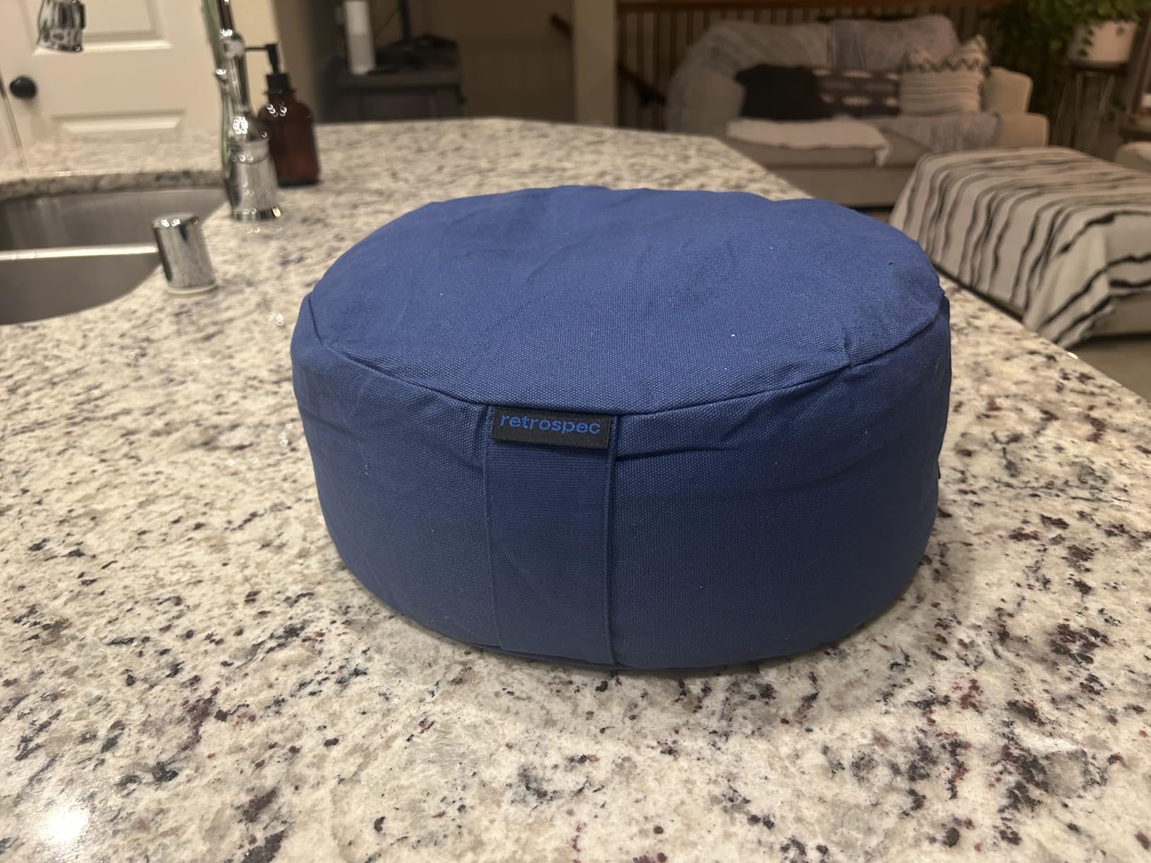 Retrospec Sedona Meditation Cushion, Buckwheat Pillow, Meditation Pillow | Floor Pillow, Yoga Pillow, Round Shape, Supports Spine, Cotton Cover, Machine Washable, Adjustable Firmness, Carry Handle customer photo 2