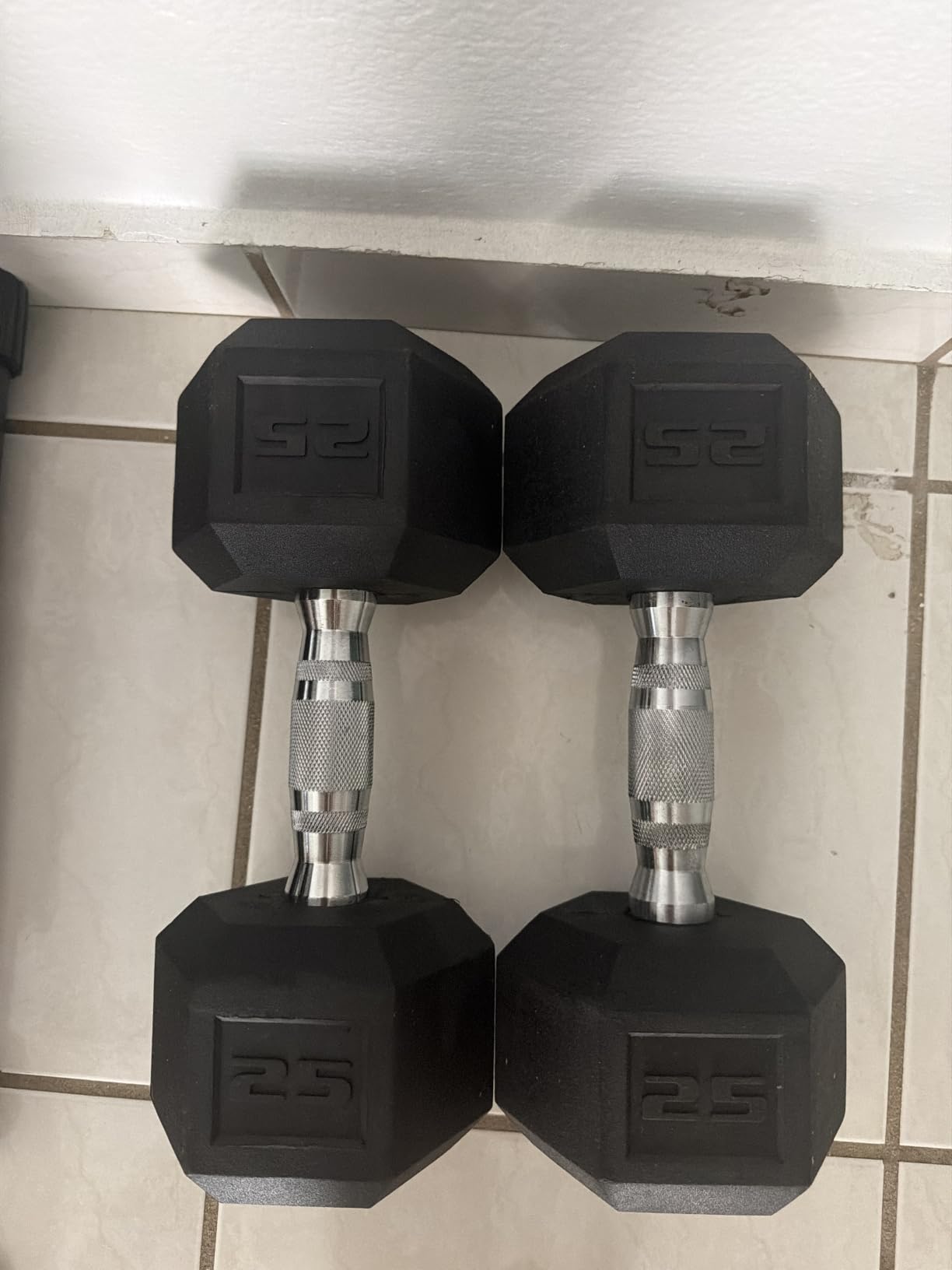 CAP Rubber Coated Dumbbell Weights, Free Weights for Home Gym Strength Training, Anti-Roll Hex Dumbbells with Black, Chrome & Comfort Grip Handles, Singles customer photo 1