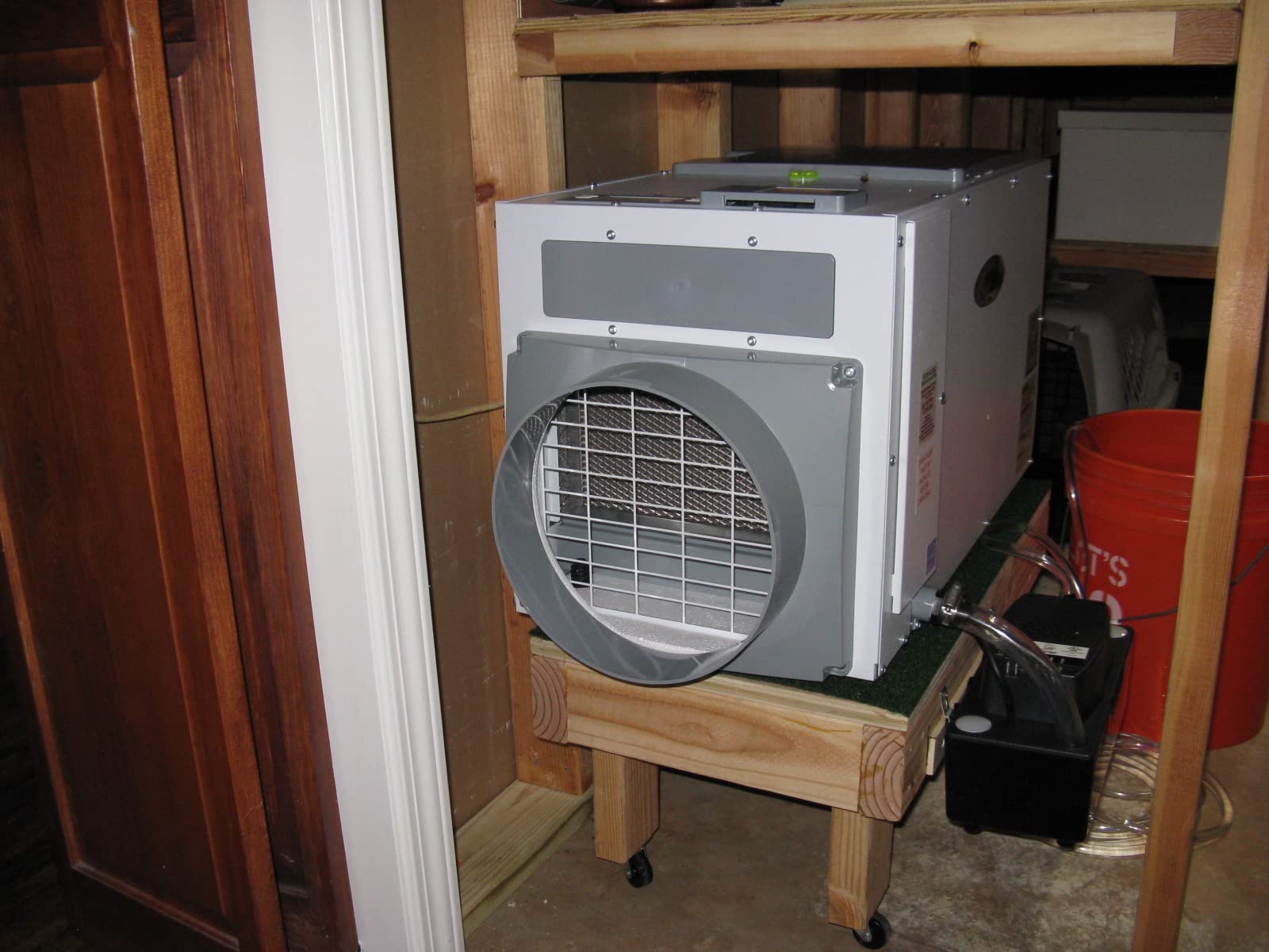 AprilAire E100 Pro 100-Pint Whole-House Dehumidifier, Energy Star Certified, Commercial-Grade Whole-Home Dehumidifier for Basement, Crawlspace, or Whole House up to 5,500 sq. ft. customer photo 2