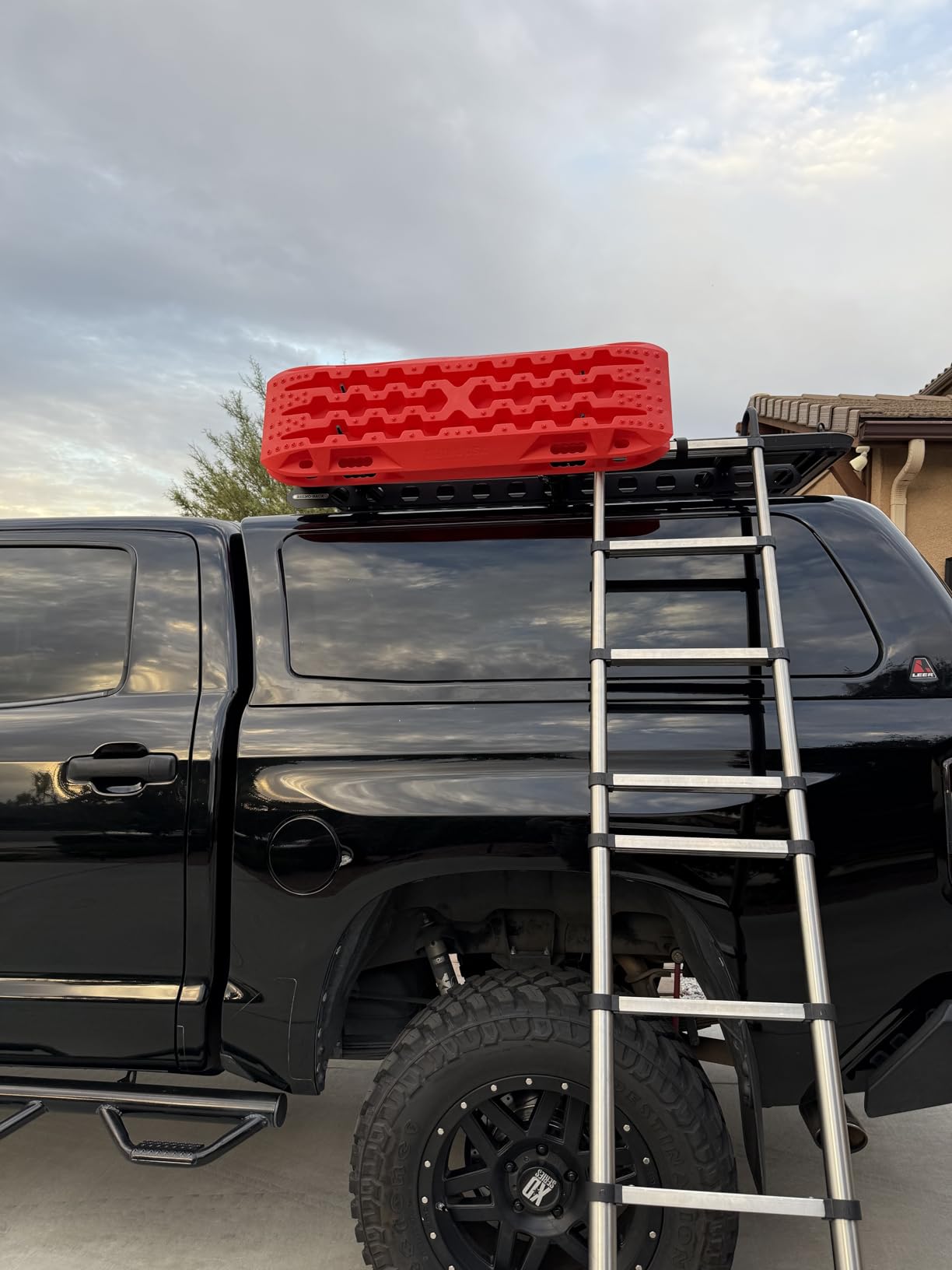 Rhino USA Off-Road Recovery Traction Boards - 2 Pack Ultimate Tire Traction Mountable Mats for 4X4 Vehicles in Sand, Mud & Snow (Black) customer photo 1