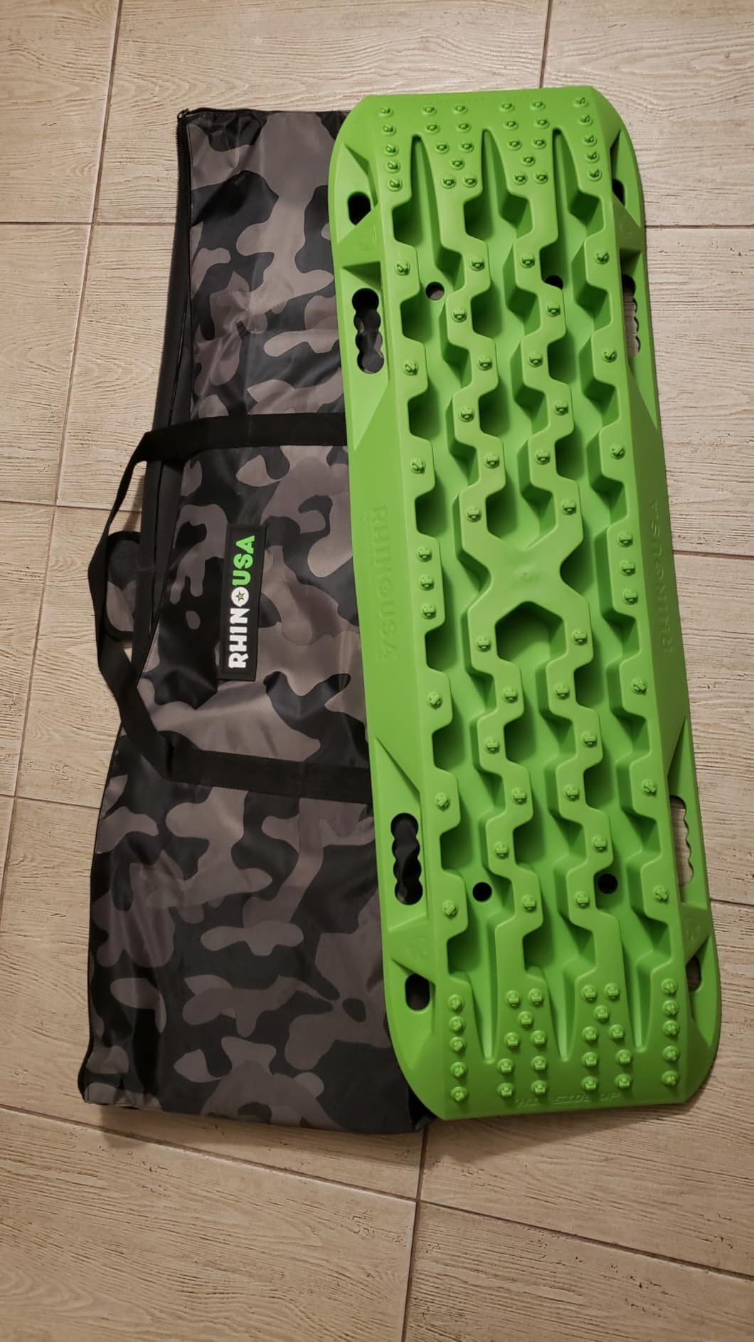 Rhino USA Off-Road Recovery Traction Boards - 2 Pack Ultimate Tire Traction Mountable Mats for 4X4 Vehicles in Sand, Mud & Snow (Black) customer photo 2
