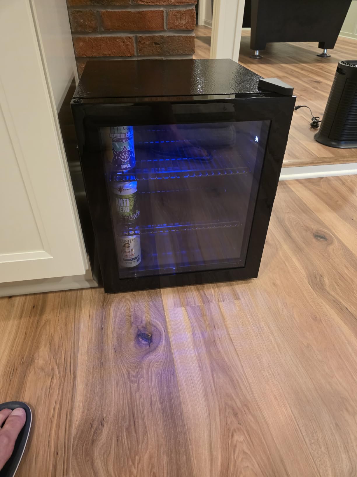 24 Inch Wine Cooler Refrigerator, 179 Bottles Professional Wine Cellars with Powerful Compressor, Quiet Operation and Elegant Design for The Wine Lovers customer photo 1