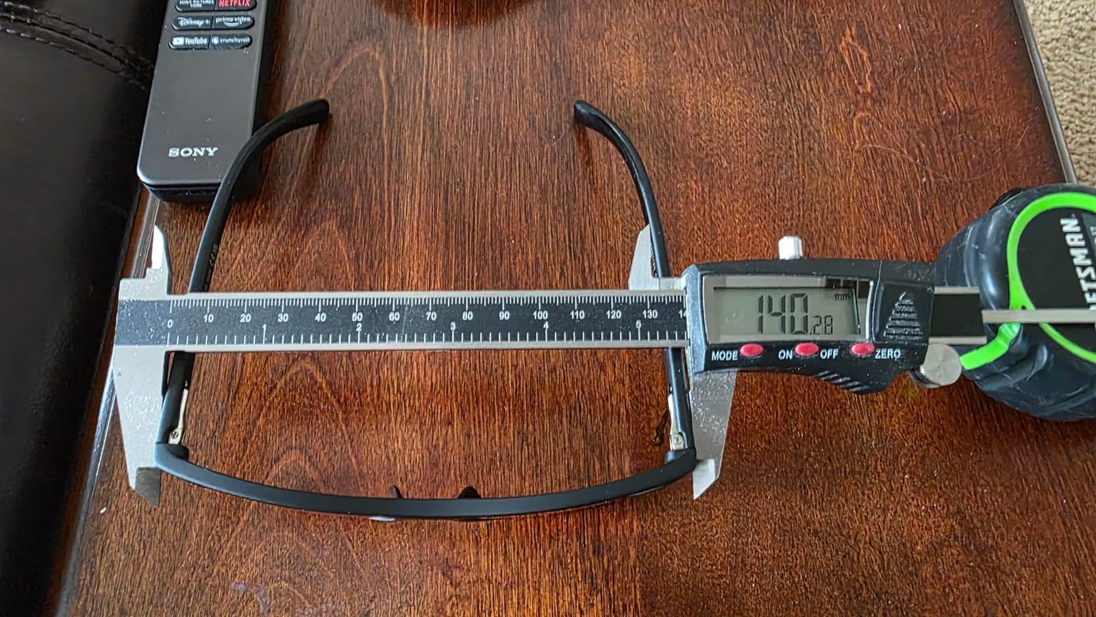 Bloomoak-99% Blue Light Blocking Glasses - Gaming Glasses - Anti Glare - Anti Fatigue -Suitable for Screens, Games, TVs customer photo 2
