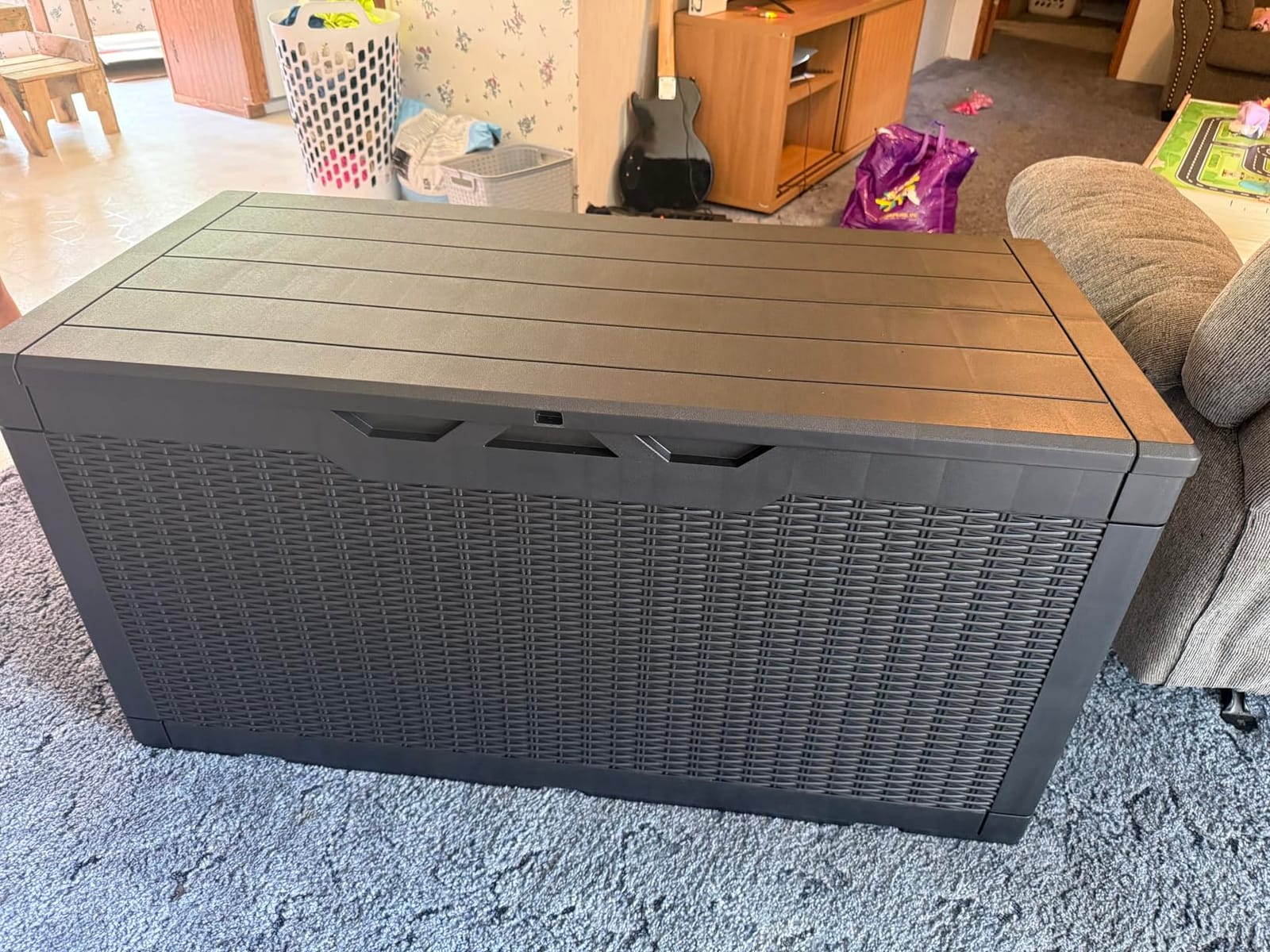 Devoko 100 Gallon Waterproof Resin Deck Box, Large Outdoor Storage Box | Indoor Outdoor Lockable Storage Container for Patio Furniture Cushions, Garden Tools & Pool Supplies customer photo 1