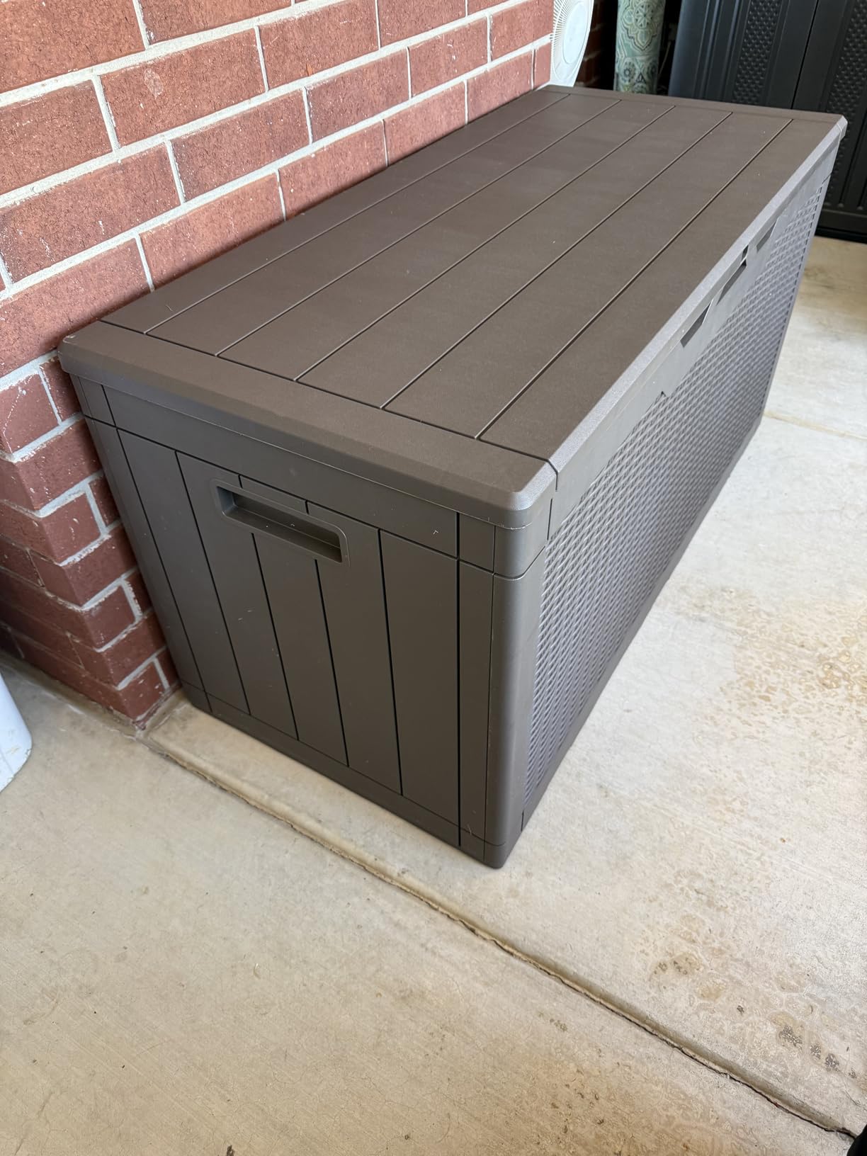 Devoko 100 Gallon Waterproof Resin Deck Box, Large Outdoor Storage Box | Indoor Outdoor Lockable Storage Container for Patio Furniture Cushions, Garden Tools & Pool Supplies customer photo 2
