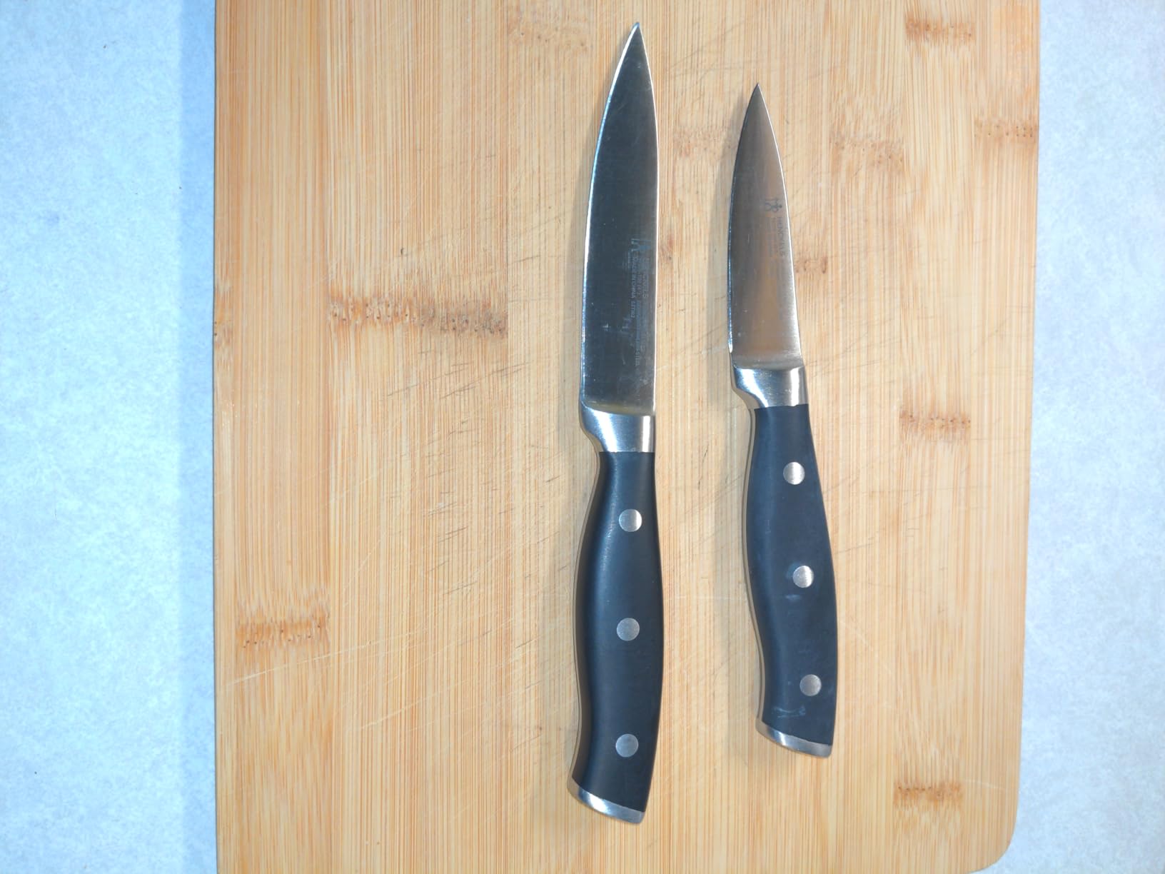 Henckels Forged Accent 2-Pc Paring Knife Set, Razor-Sharp German Engineered, Dishwasher Safe, Comfortable Grip. Great for Peeling, Coring and Slicing customer photo 1