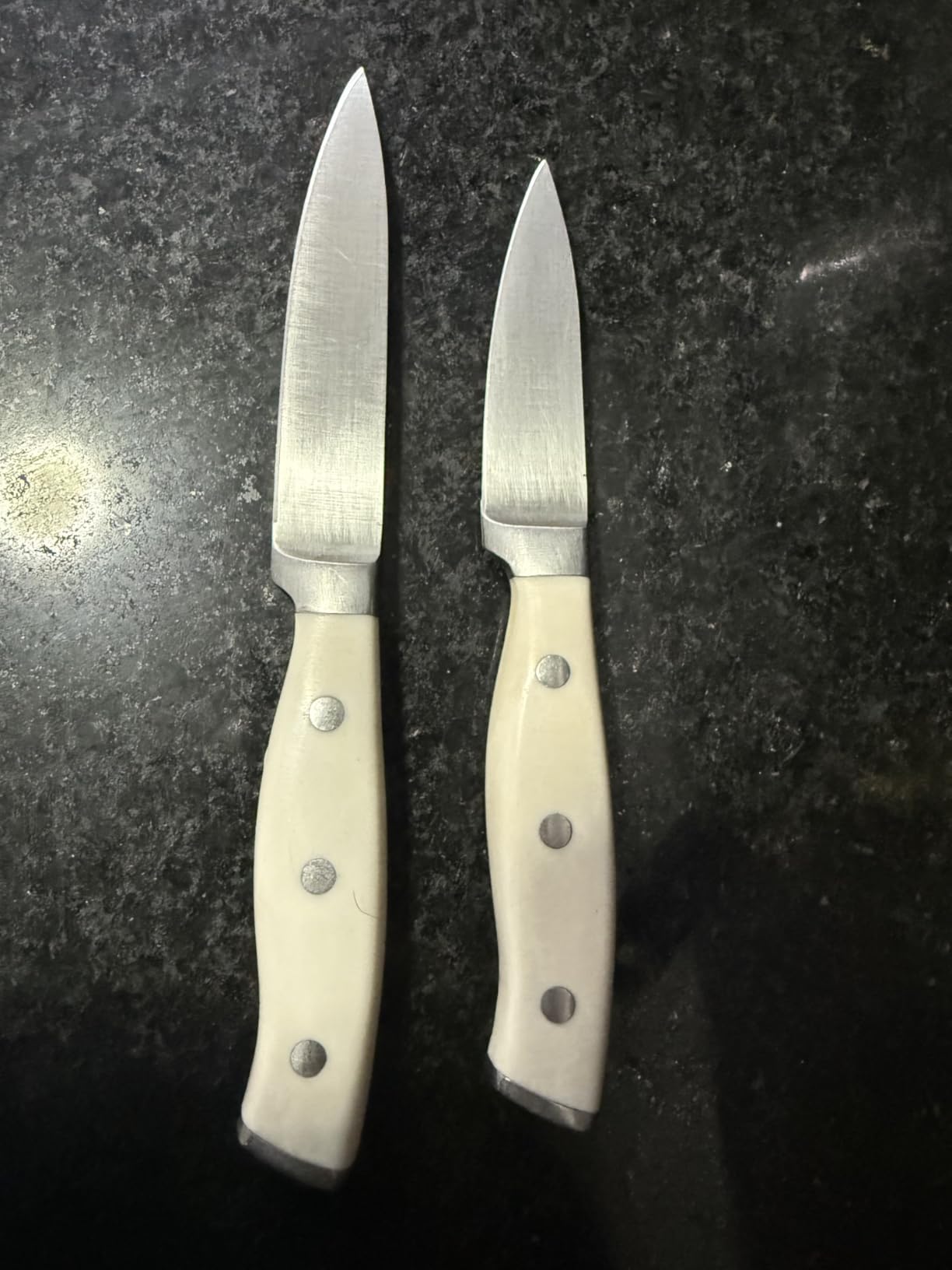 Henckels Forged Accent 2-Pc Paring Knife Set, Razor-Sharp German Engineered, Dishwasher Safe, Comfortable Grip. Great for Peeling, Coring and Slicing customer photo 2