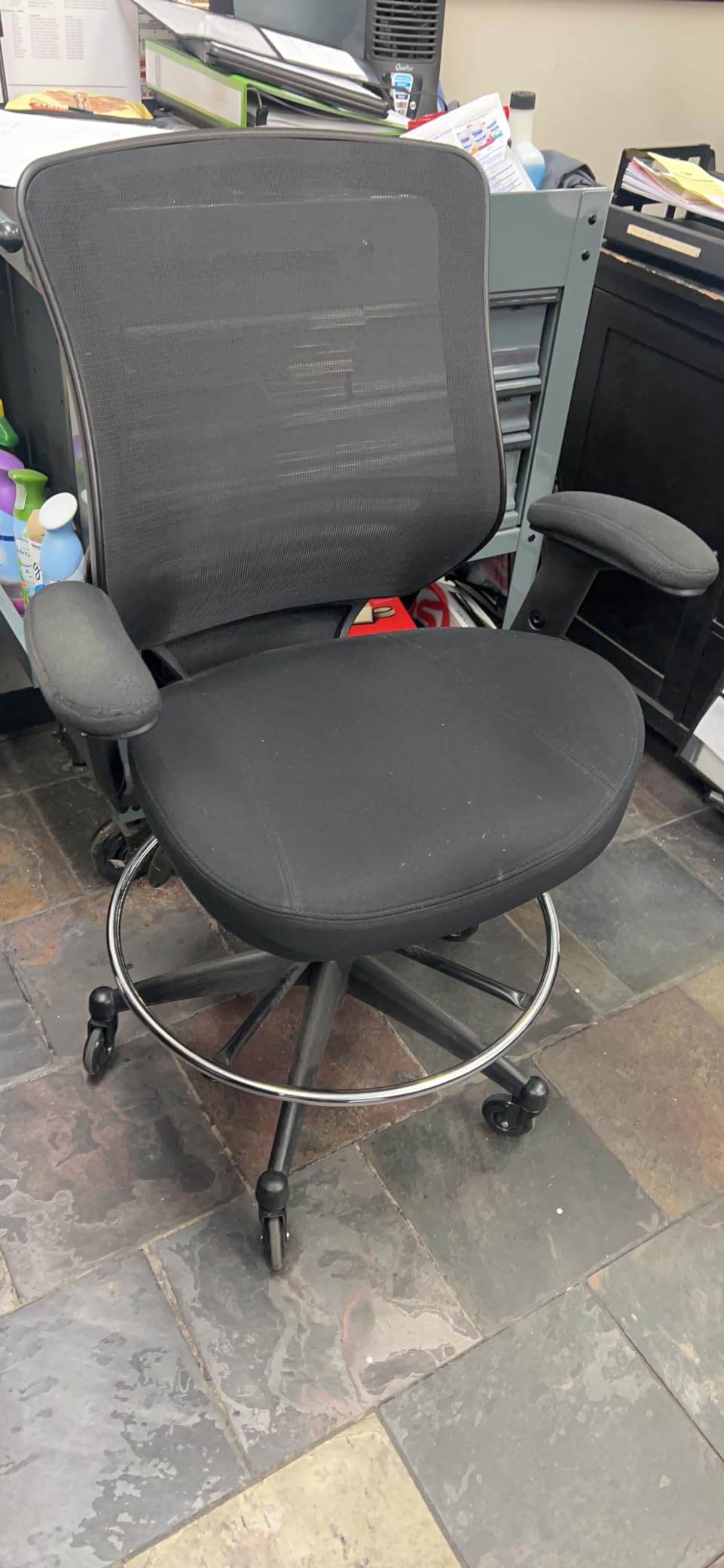 BOLISS 400lbs Mid Back Mesh Ergonomic Drafting Office Chair for Standing Desk, Extra Wide Seat, 2 Locking Position, Lower Back Support, Adjustable Foot Ring, Height Adjustable Armrest customer photo 2