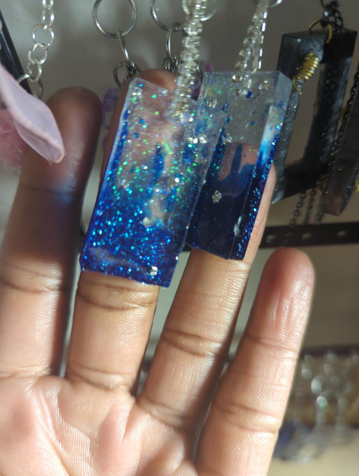 KISREL UV Resin 300g - Upgraded UV Resin Kit, Hard Type Crystal Clear Ultraviolet Curing UV Epoxy Resin for Craft Jewelry Making customer photo 2