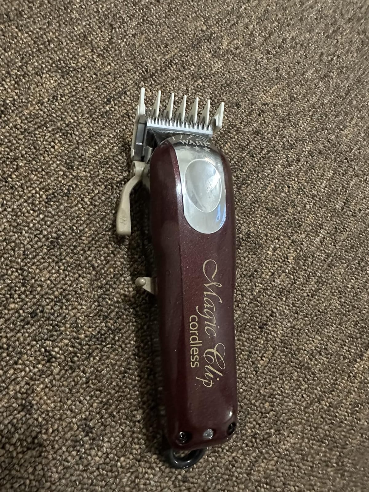 Wahl Professional 5 Star Magic Clip Cordless Clipper, Stagger-Tooth Blade | Seamless Blends & Fades with 100+ Min Lithium-Ion Runtime, Includes 8 Cutting Guides, Oil & Cleaning Brush customer photo 2