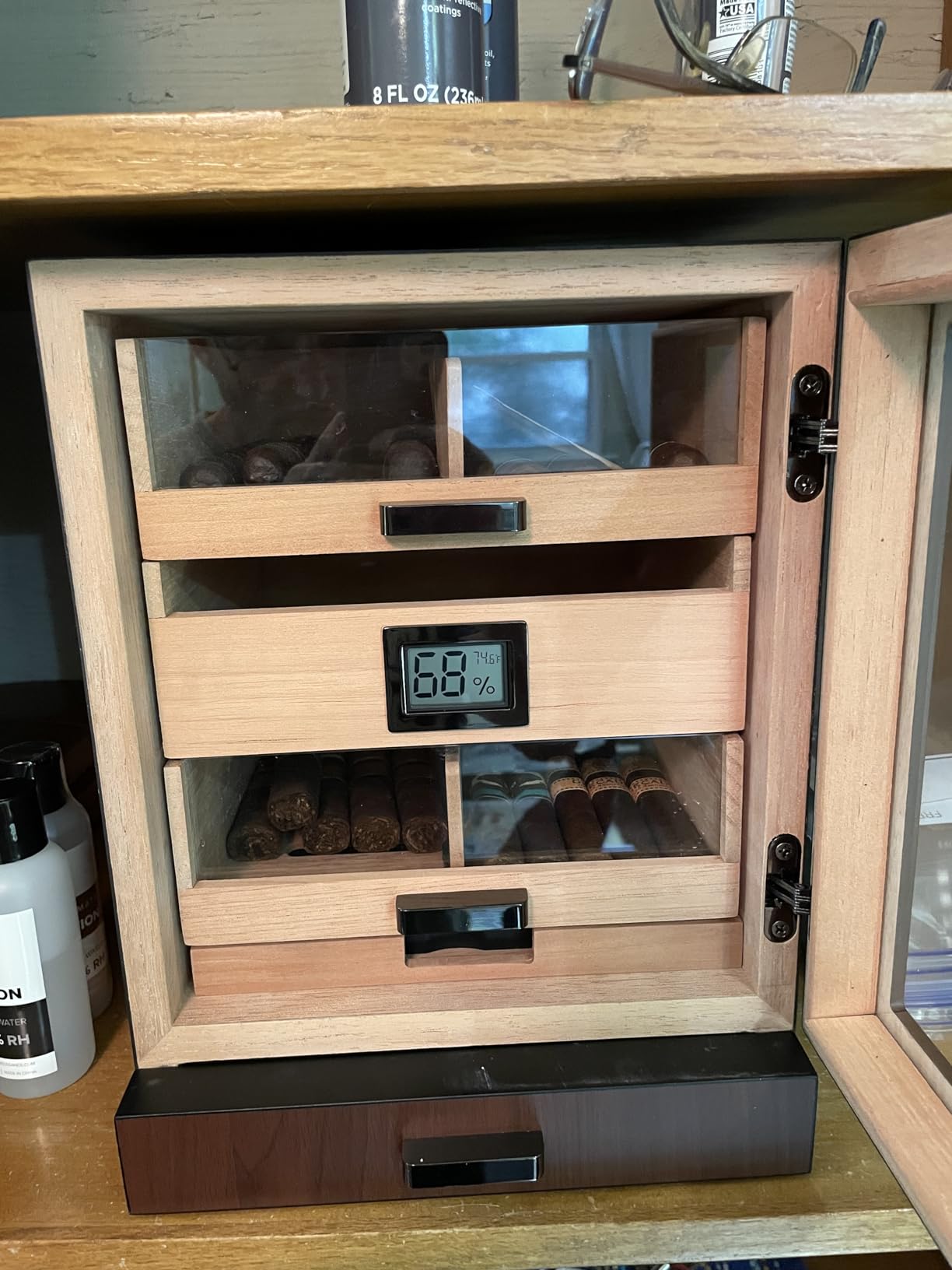 CASE ELEGANCE Luca Cabinet Humidor - Brown, Holds 80-100 Cigars | Spanish cedar, glass display customer photo 1