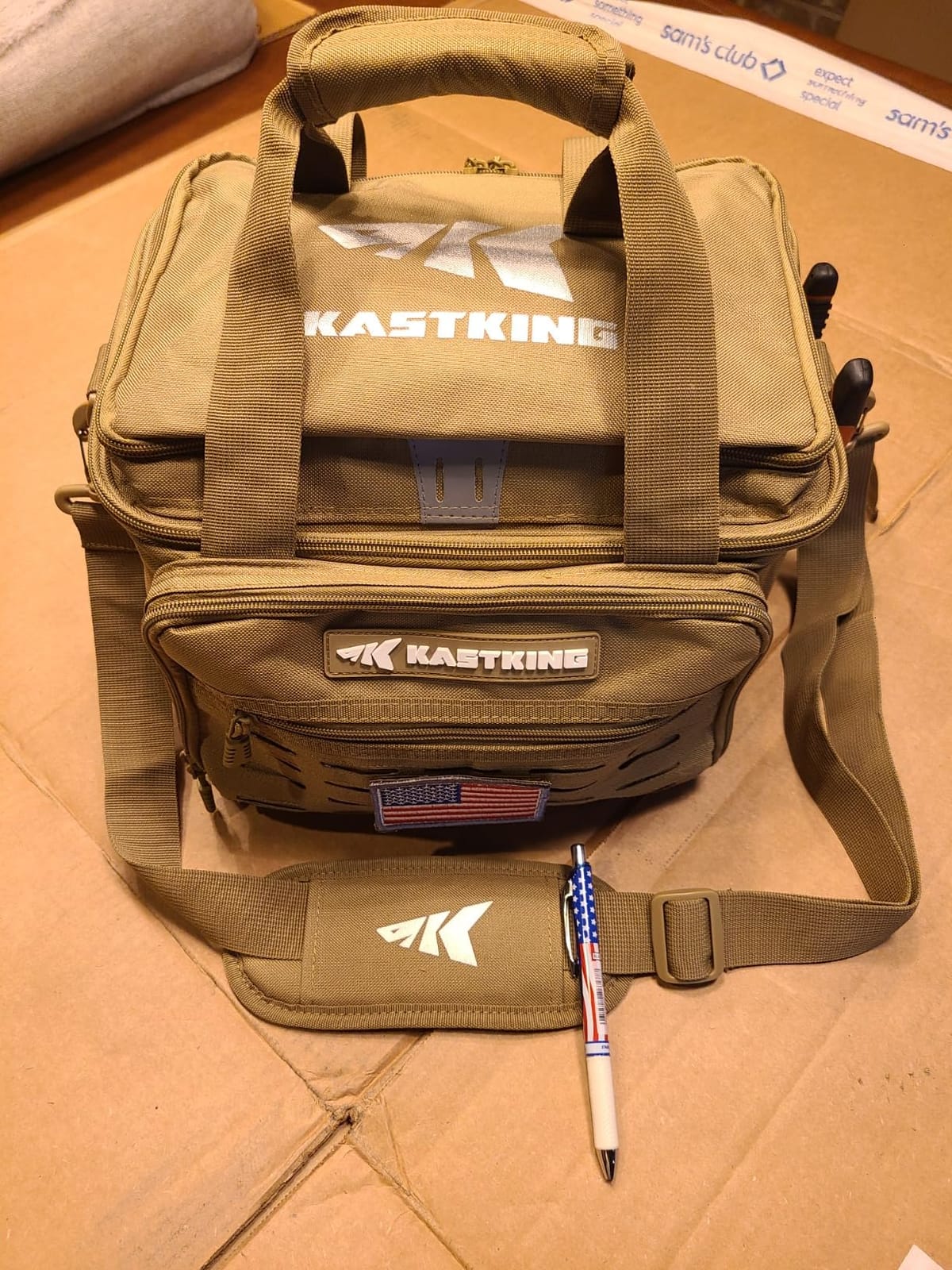KastKing Fishing Tackle Bags - Saltwater & Freshwater Fishing Bags - Water Resistant, Padded Shoulder Strap - Gear Storage customer photo 2