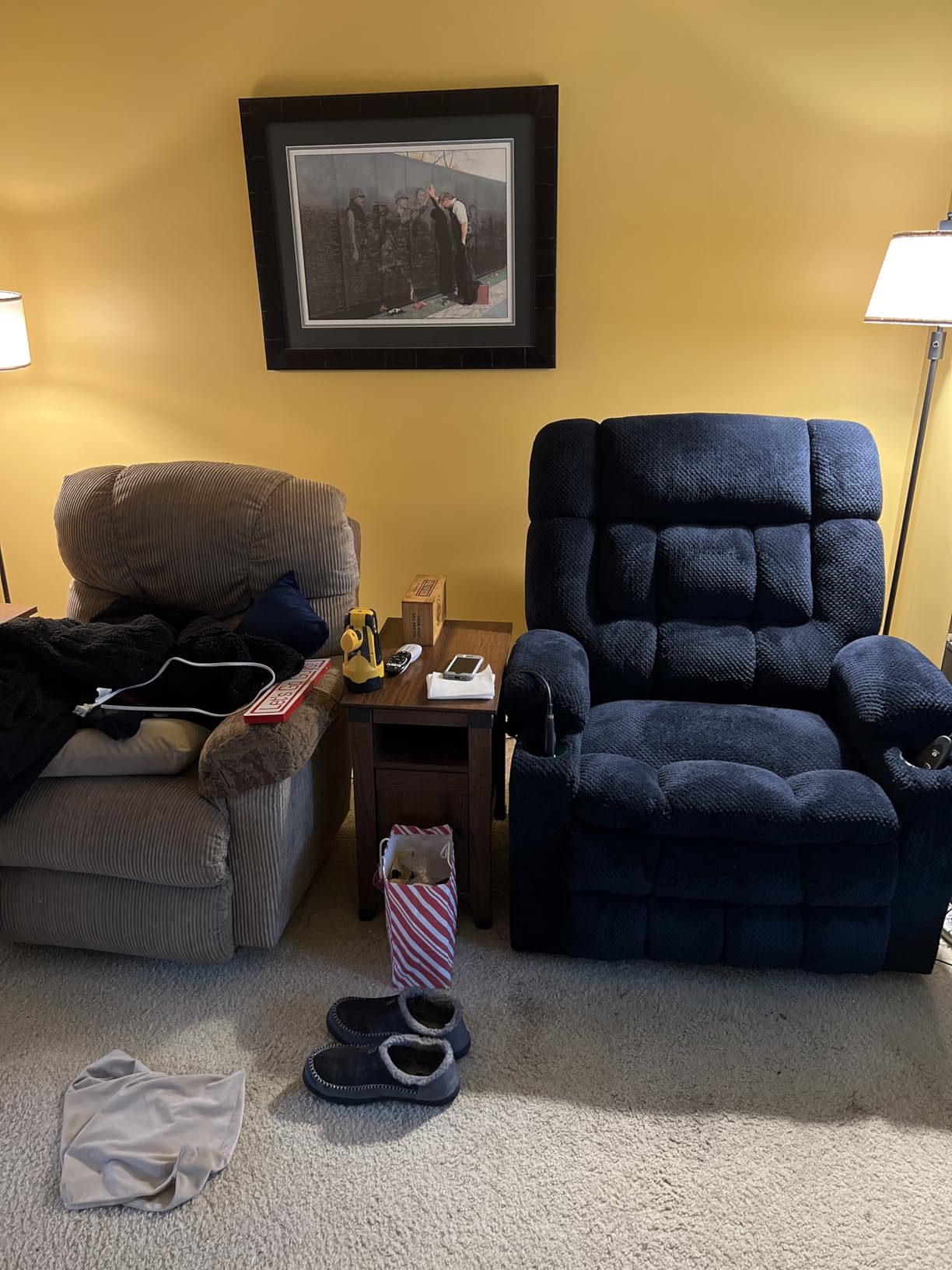 MCombo Dual Motor Power Lift Recliner Chair for Elderly, Massage Heat 7890 | Zero Gravity Lift Chair, Infinite Position, Lay Flat, USB Ports, Cup Holders, FSC, OEKO-TEX, Fabric (Medium, Mocha) customer photo 2