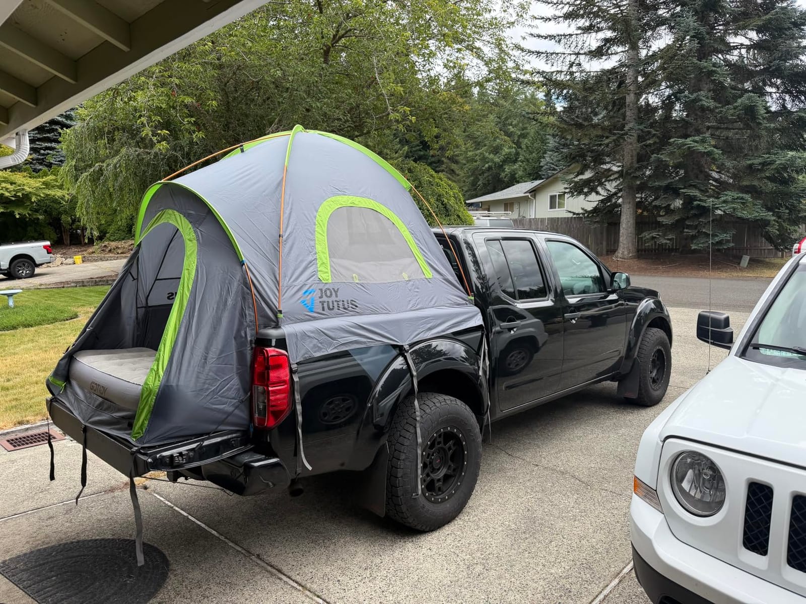JOYTUTUS Pickup Truck Tent 5ft 2.0, Waterproof PU2000mm Double Layer for 2 Person, Portable Truck Bed Tent with Rainfly, Green, Aluminum Pole customer photo 1