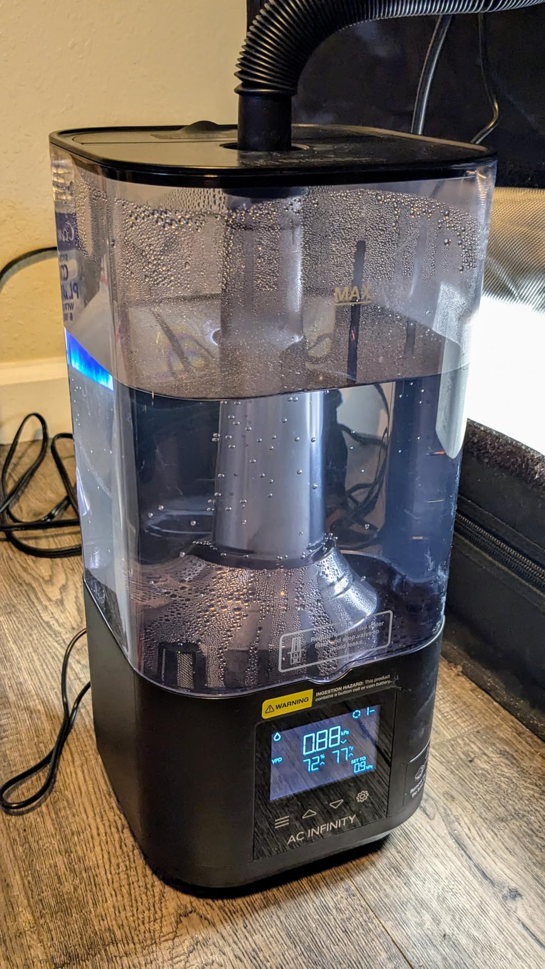 AC Infinity CLOUDFORGE T3, Plant Humidifier 4.5L with VPD Humidity Controls, 10-Level Precision Vaporizer, Extendable Targeting Hose and No-Leak Seal for Grow Tents customer photo 1