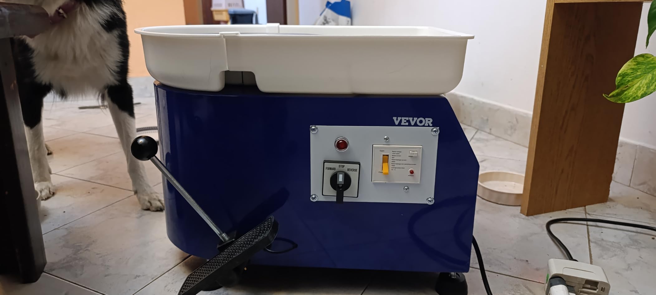 VEVOR 11inch Pottery Wheel, 350W Ceramic Wheel Forming Machine, Adjustable 60-300RPM Speed Handle and Foot Pedal Control, ABS Detachable Basin Sculpting Tool Apron Accessory Kit for Work Art Craft DIY customer photo 2