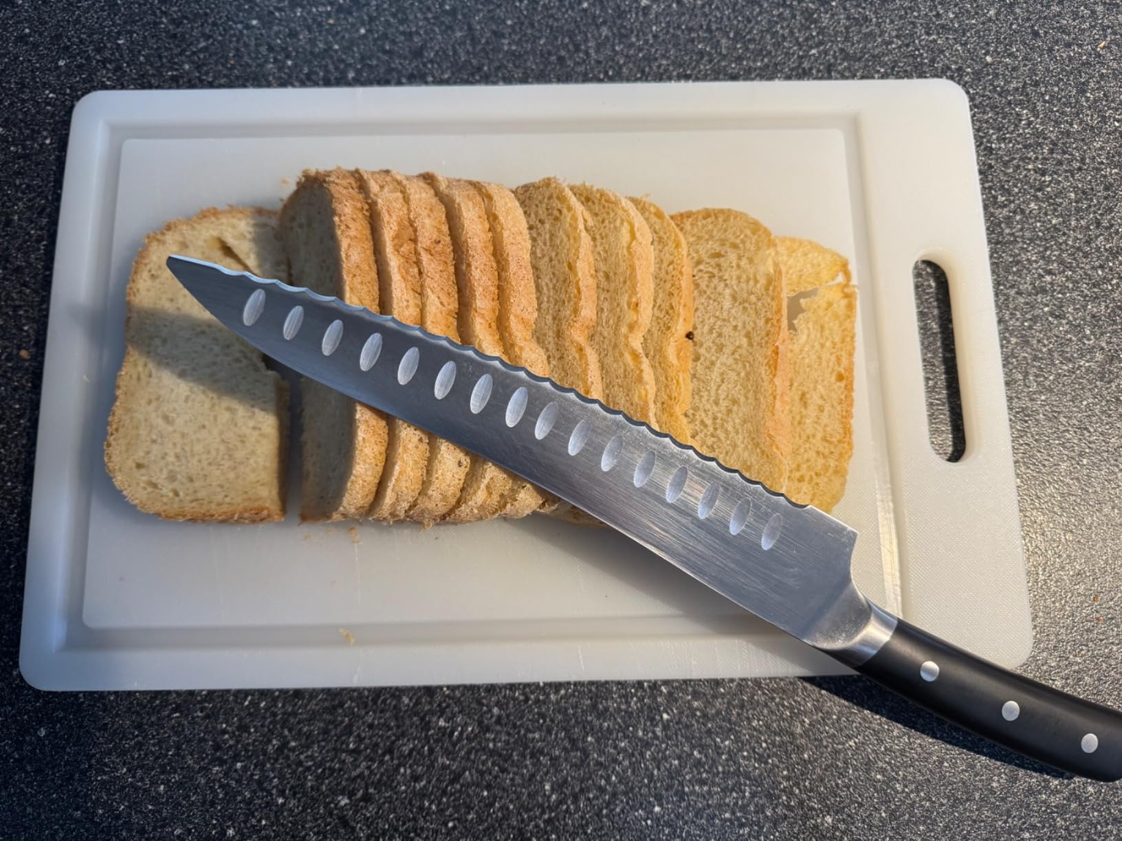 Piklohas Resharpenable Bread Knife for Homemade Bread, 10 Inch | Serrated Sourdough Knife with Offset Handle, Innovative Wavy Edge for Clean Slices Crusty Bread, Bagels, Pineapple & Tomatoes, Gift Box customer photo 2