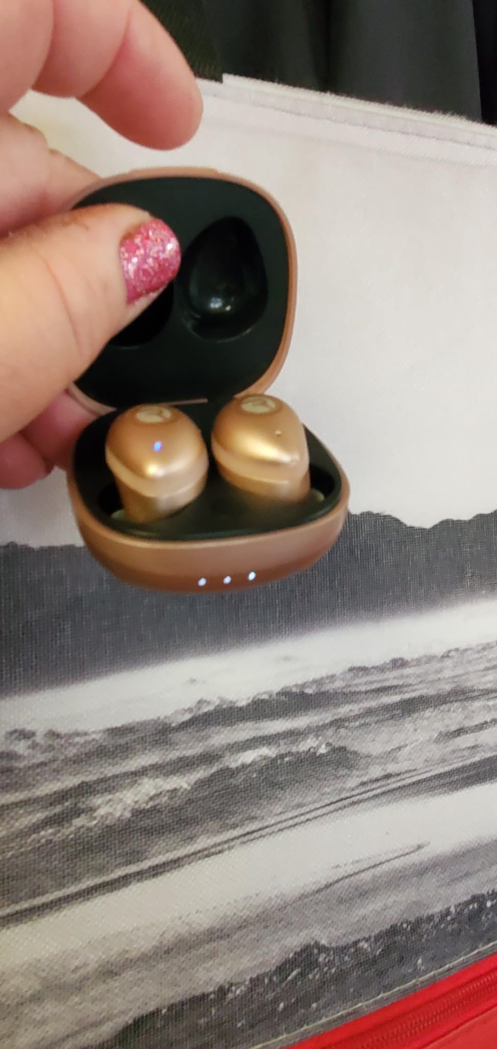 Raycon Fitness Bluetooth Wireless Earbuds + Microphone with Active Noise Canceling, Sweat & Water-Resistant Earphones, Running Headphones, Ear Buds Wireless Bluetooth 56 Hours Playtime (Black) customer photo 2