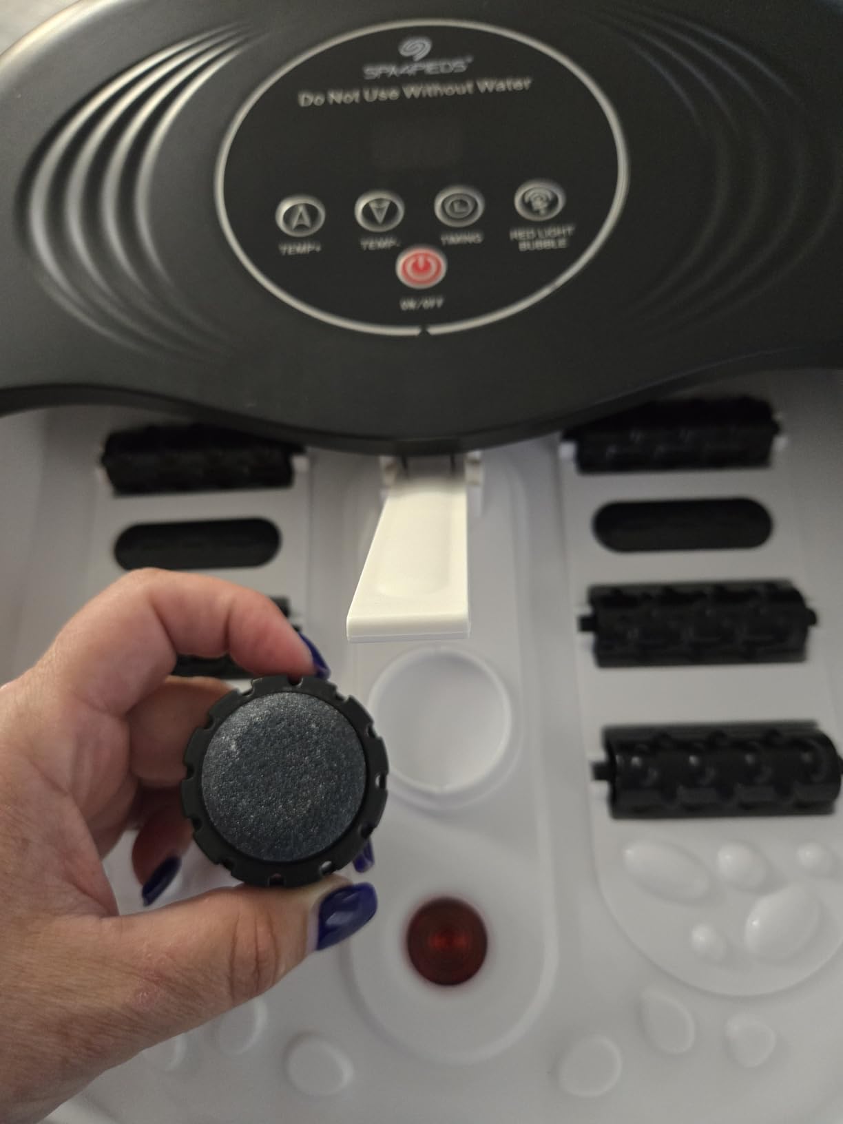 SPA4PIEDS Collapsible Heated Foot Spa Bath with Bubble, Foot Soaking Tub Featuring 8 Shiatsu Rollers, Pumice Stone and Built-in Timer customer photo 2