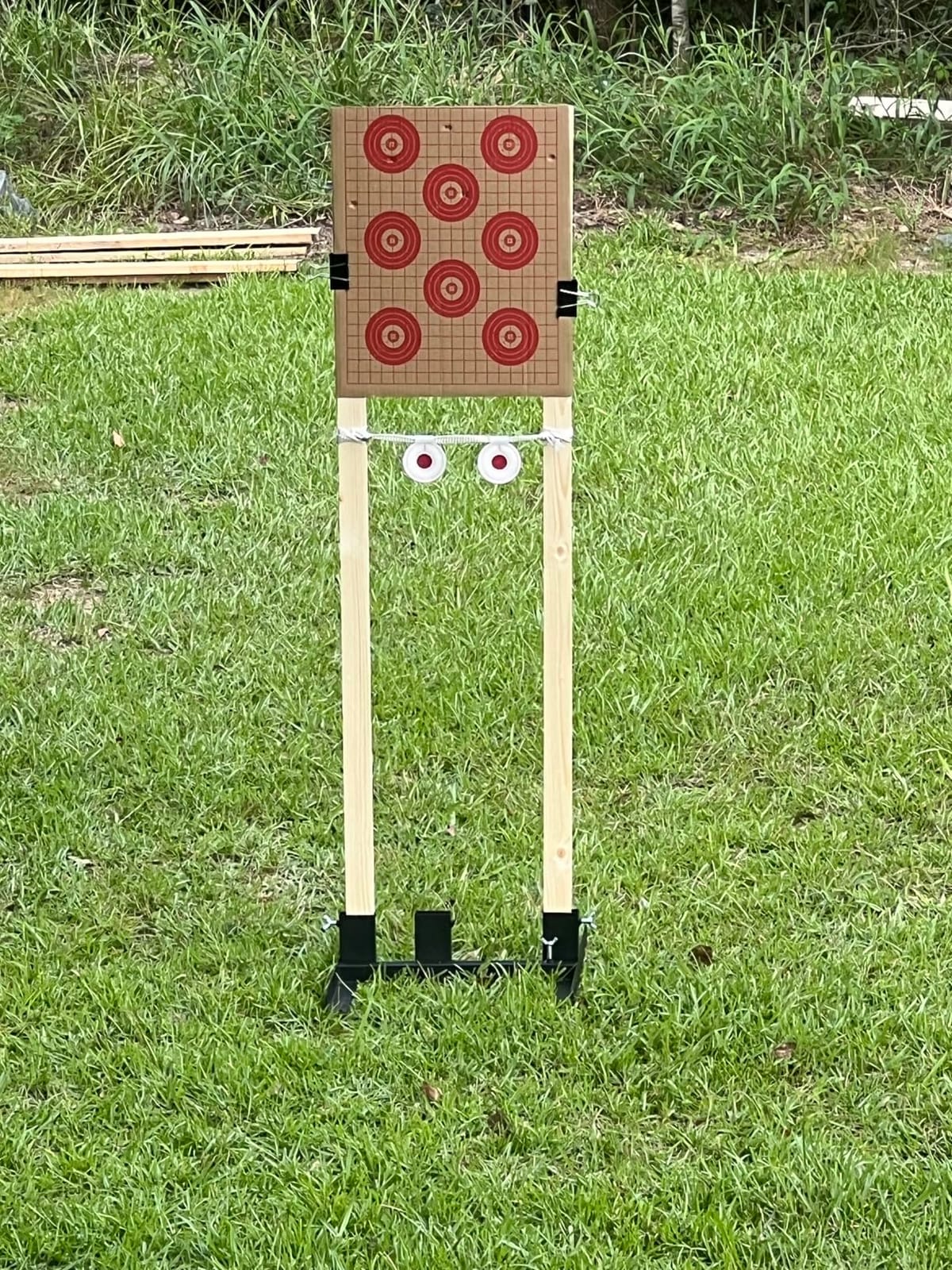 KNINE OUTDOORS Shooting Target Stand for Outdoors, Adjustable Base, 2 Pack customer photo 1