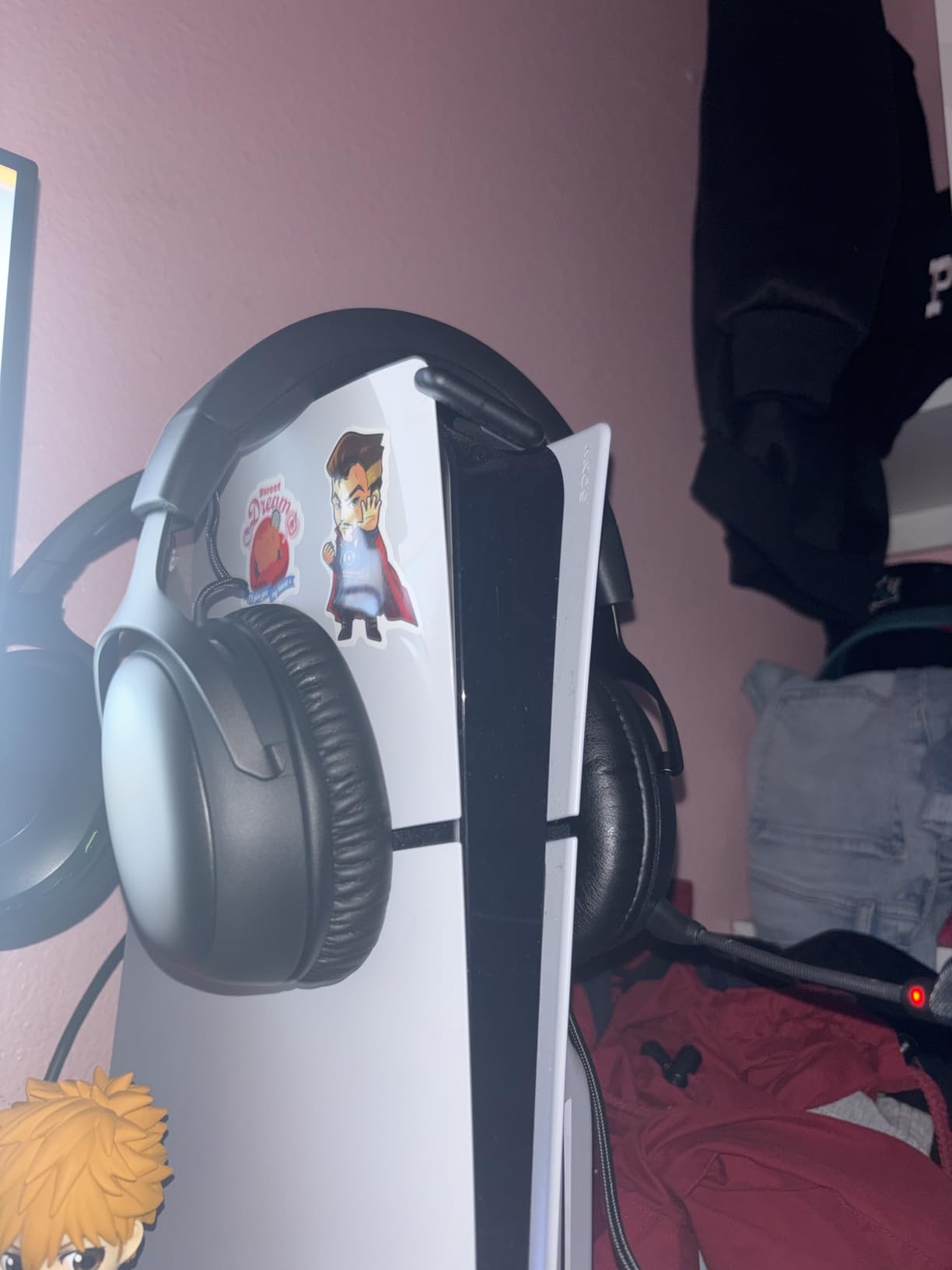 HyperX Cloud III Wired Gaming Headset - 53mm Angled Drivers, Spatial Audio, Memory Foam, Detachable Mic, USB-C/USB-A/3.5mm customer photo 1