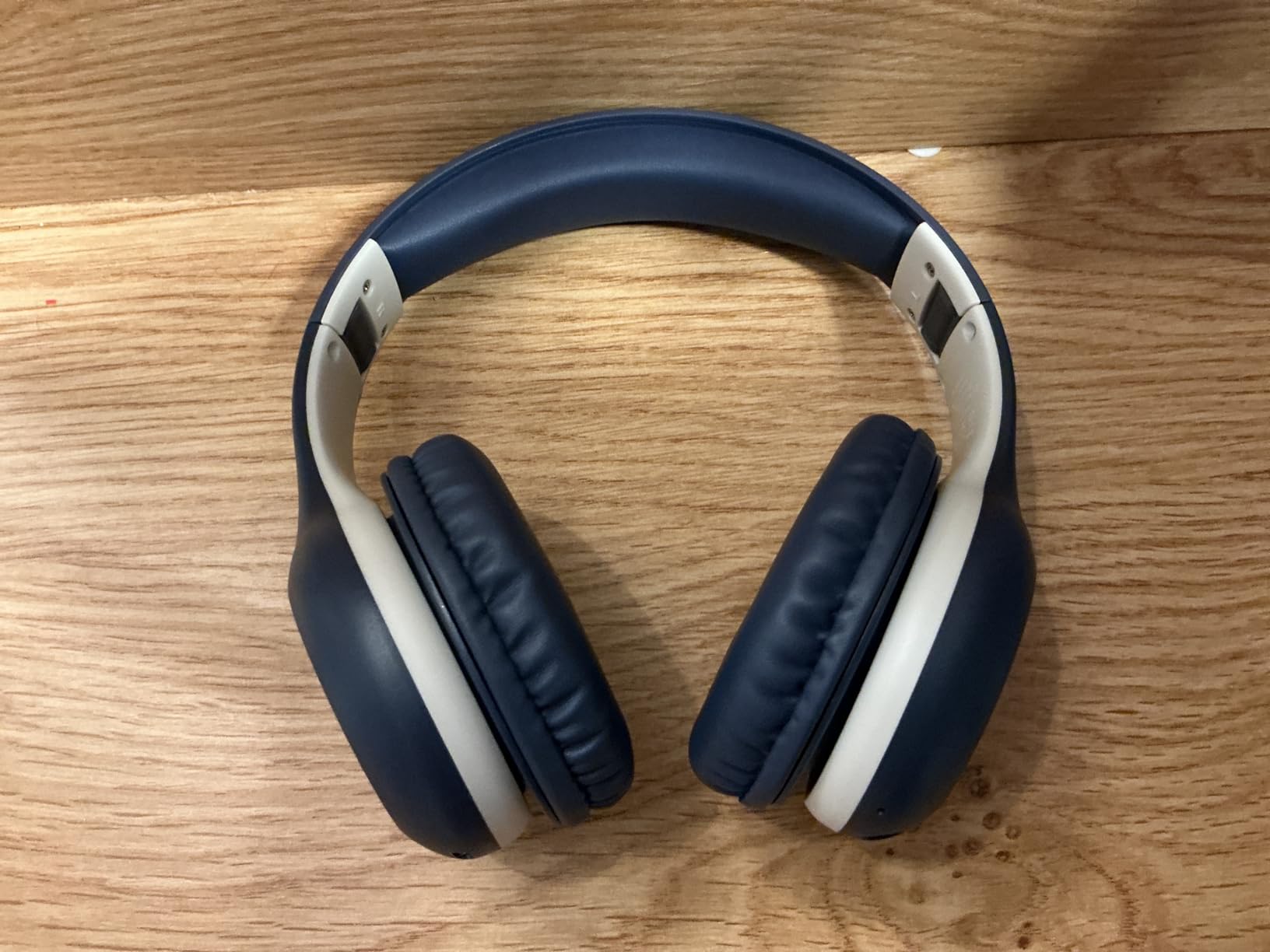 EarFun K2 Kids Bluetooth Headphones for School, Kids Headphones with Mic | Volume Limited, 60H Playtime, Built-in Mic, Stereo Sound, Foldable Over-Ear Headphones for Kids/Toddler/Travel/Tablet, Blue customer photo 2