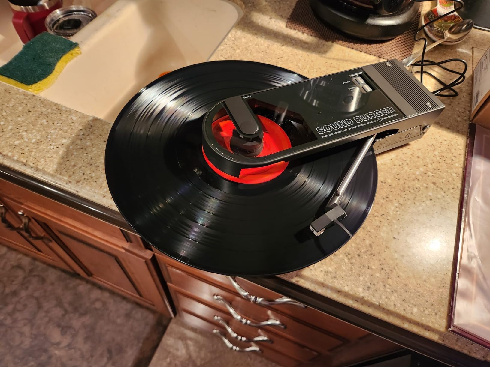 Audio-Technica AT-SB727 Sound Burger Portable Bluetooth Turntable, Black customer photo 2