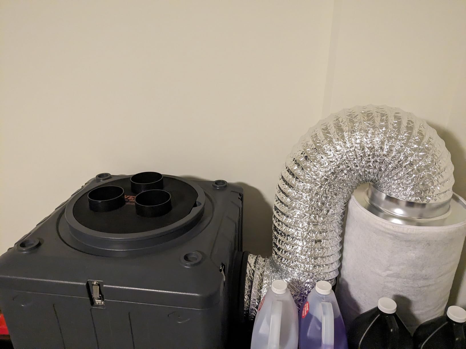 VEVOR Air Scrubber 550 CFM 3-Stage Filtration Stackable Negative Machine | Air Cleaner with MERV10, Carbon, H13 HEPA, for Home, Industrial and Commercial Use customer photo 1