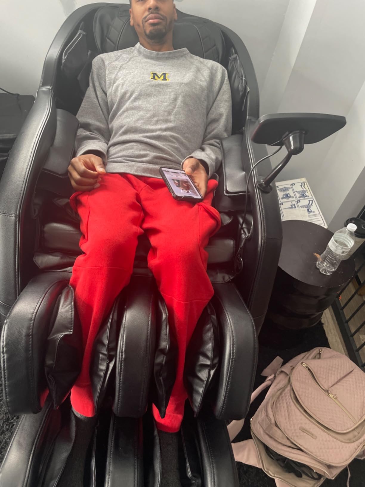 Mazzup Massage Chair Full Body with Heat, Full Body Zero Gravity Shiatsu Massage Chair, Kneading Recliner w/ 20 Auto Modes, Foot Massage, Bluetooth, USB Charging Port, Touch Screen Controller customer photo 1