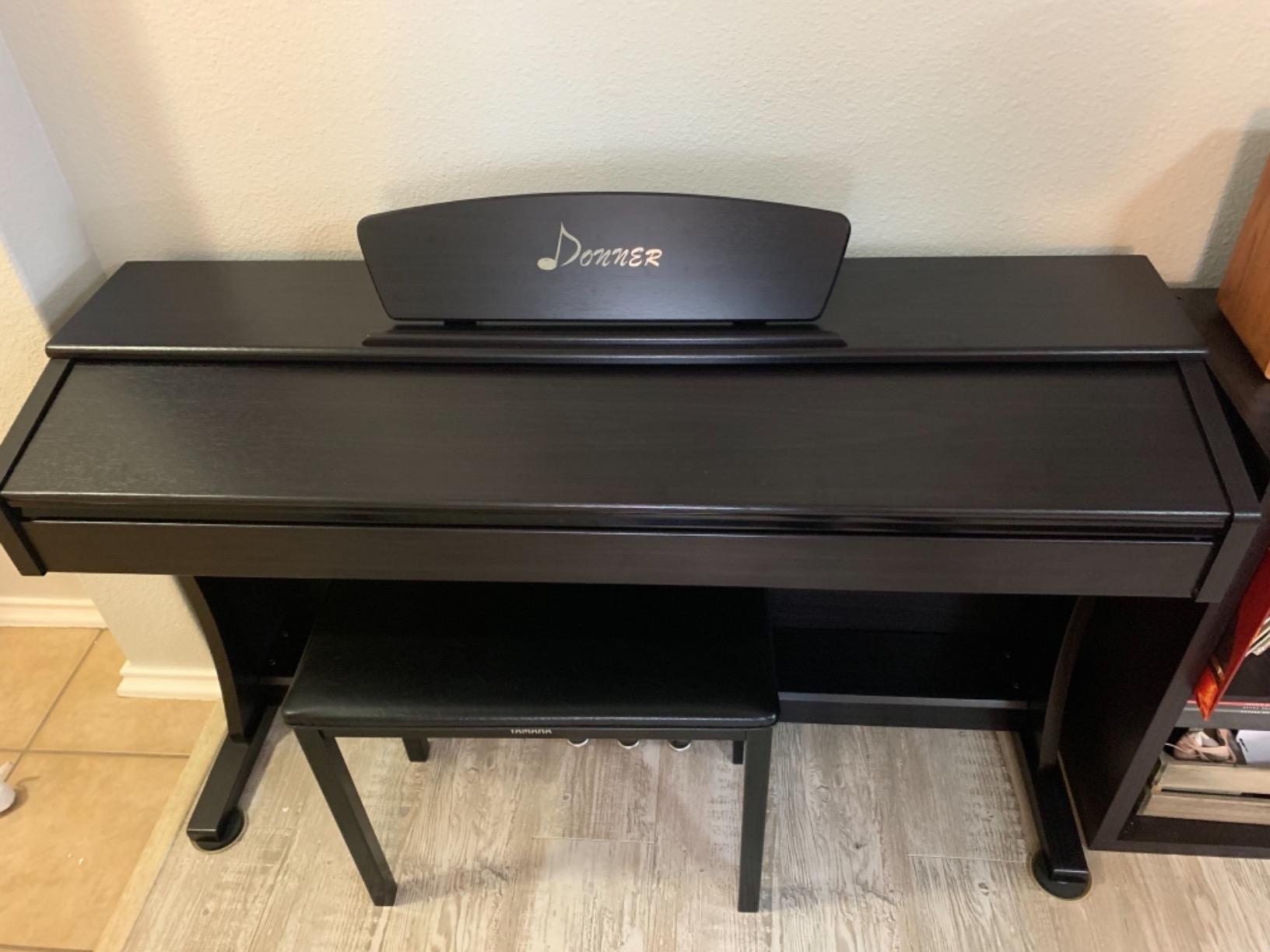 Donner DDP-400 Digital Piano with 88 Key Progressive Weighted Keyboard, Premium Upright Piano Keyboard for Professional, Bundle with Headphone, Bluetooth, Record, 138 Tones, 100 Rhythms, LCD, Brown customer photo 1