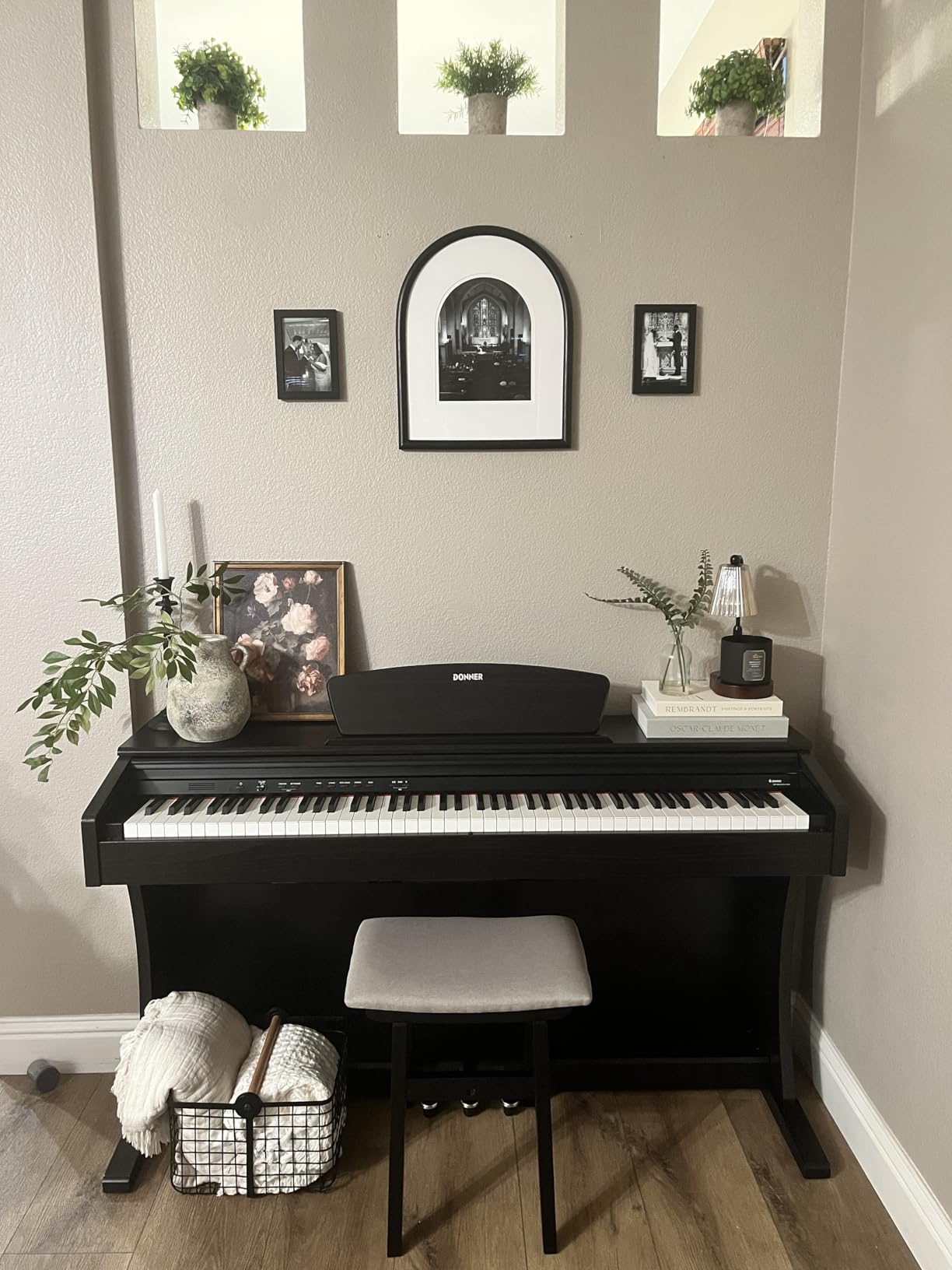 Donner DDP-400 Digital Piano with 88 Key Progressive Weighted Keyboard, Premium Upright Piano Keyboard for Professional, Bundle with Headphone, Bluetooth, Record, 138 Tones, 100 Rhythms, LCD, Brown customer photo 2