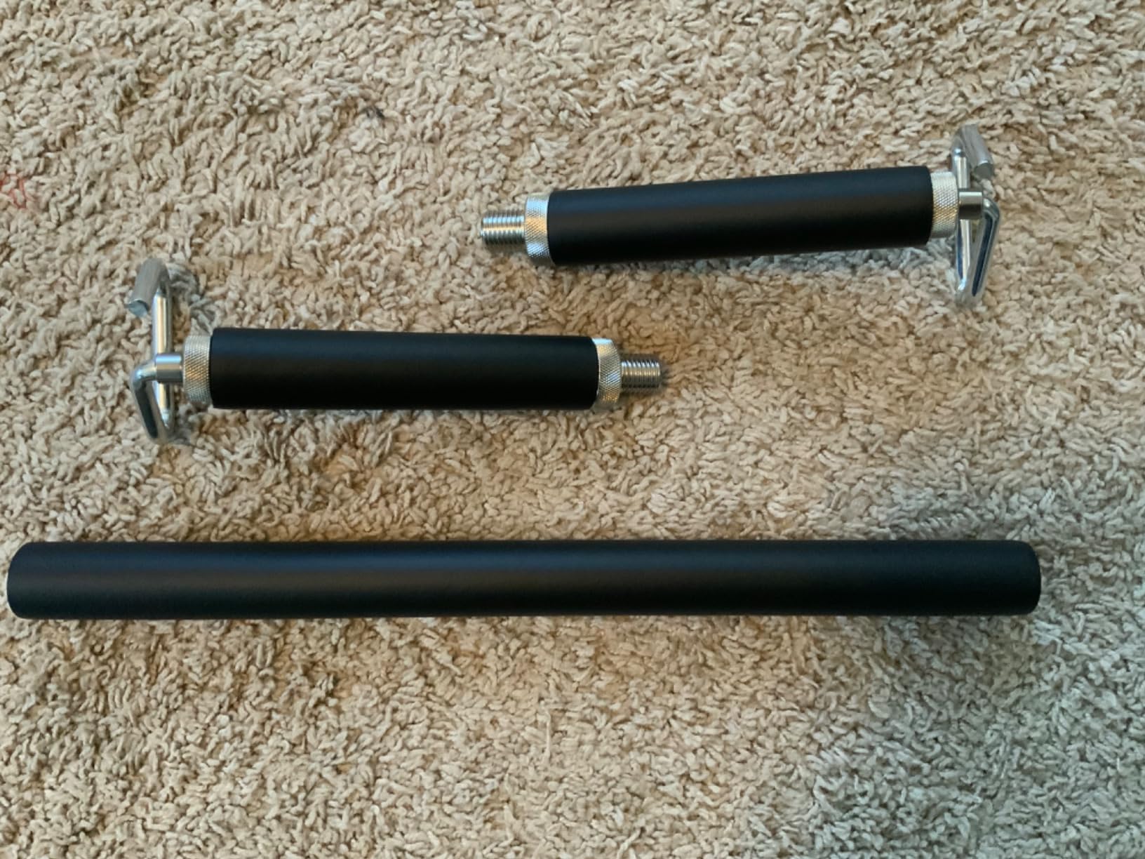 Resistance Band Bar, Length-Adjustable Detachable Heavy Duty Workout Bar for Resistance Band Training, Core Muscle Training, Home & Outdoor Workout, Max Load 800 Lbs customer photo 1