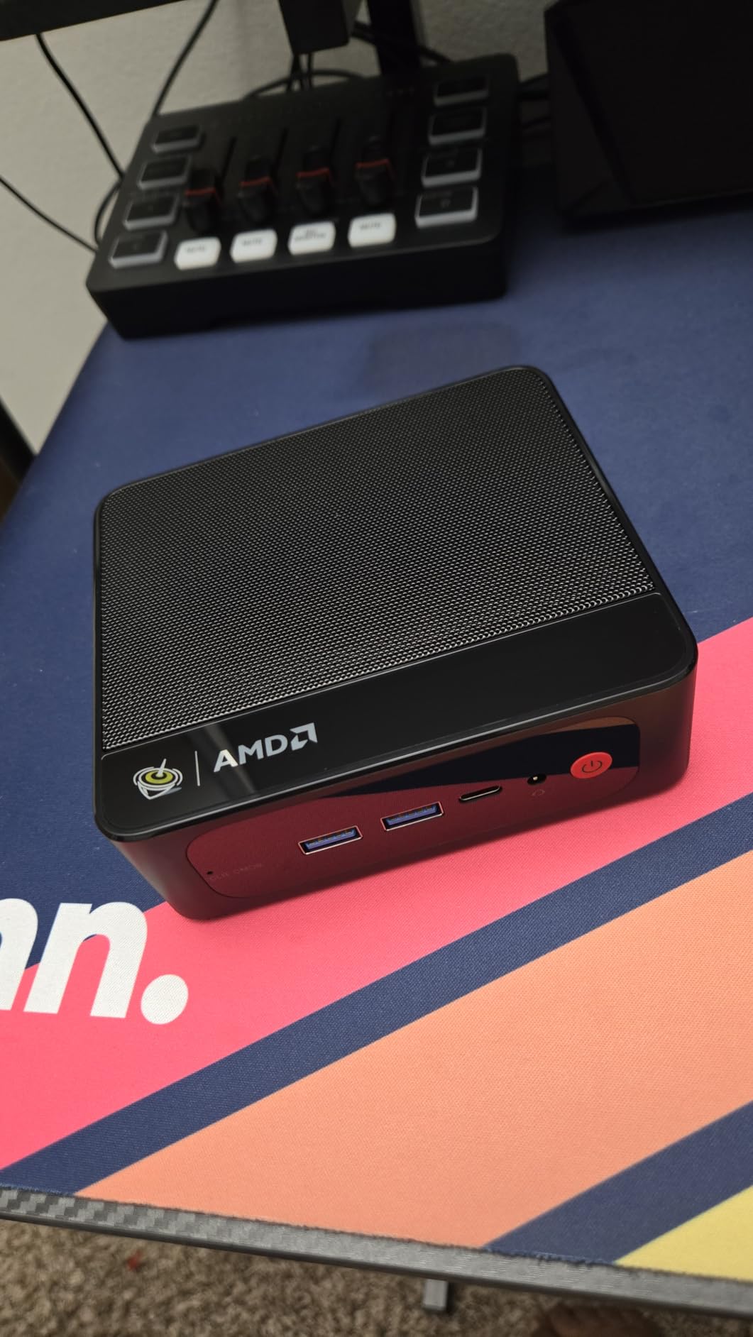 Beelink SER5 MAX Mini PC,AMD Ryzen 7 7735U (8C/16T,up to 4.75GHz),Mini Computer with 24GB LPDDR5 RAM/500GB M.2 2280 SSD,Micro Pc Support 4K FPS,WiFi6/BT5.4/2.5G LAN/Home/Office customer photo 1
