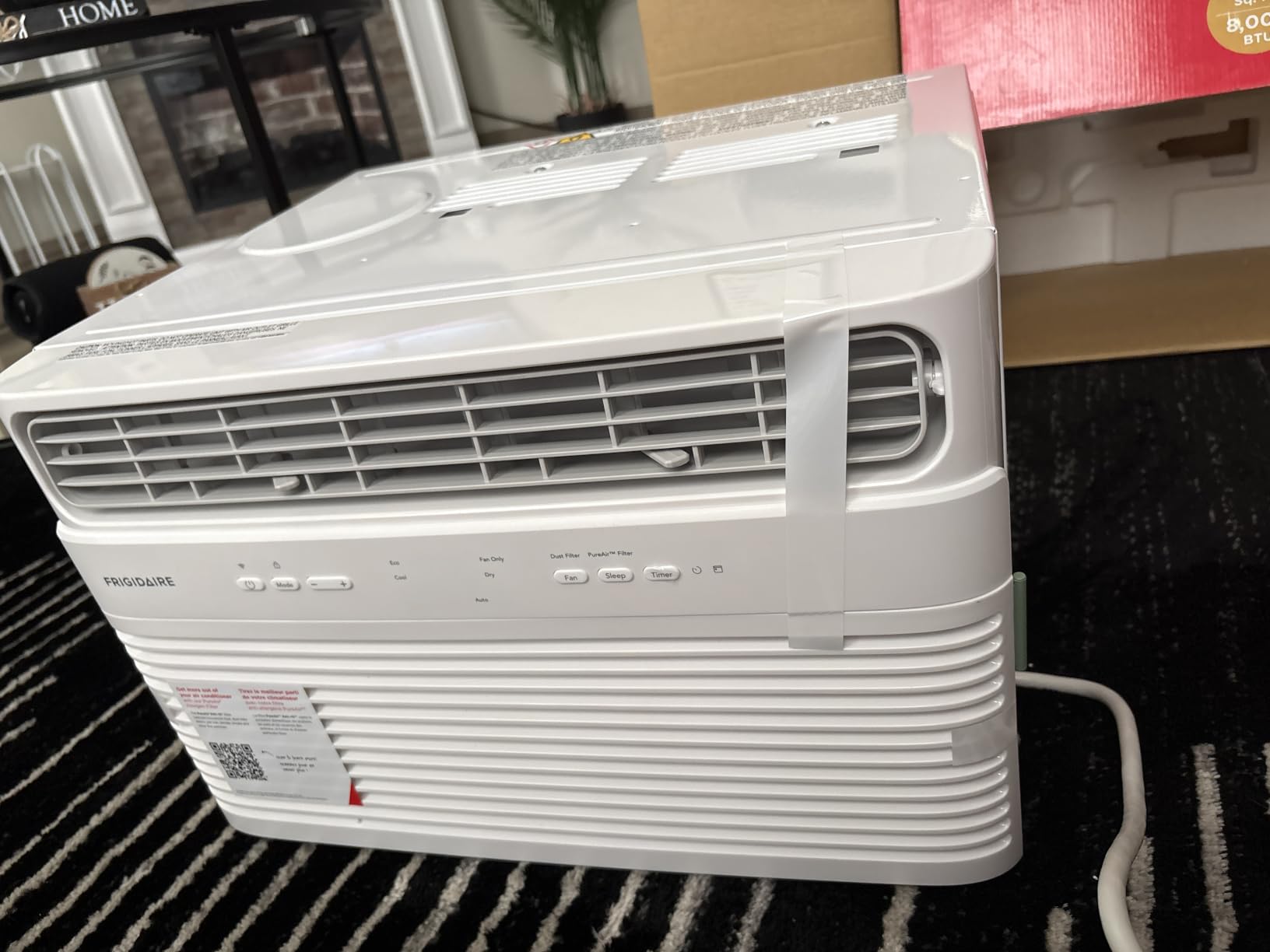 Frigidaire 8,000 BTU Window Air Conditioner with Remote Control, Cools Up to 350 Sq. Ft., Quiet Operation, Eco Mode, 3 Fan Speeds, Auto Restart, White customer photo 2