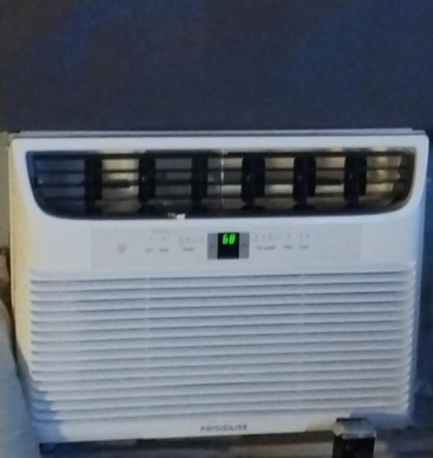 Frigidaire 10,000 BTU Window Air Conditioner with Remote Control, Cools Up to 450 Sq. Ft., Quiet Operation, Eco Mode, 3 Fan Speeds, Auto Restart, White customer photo 2