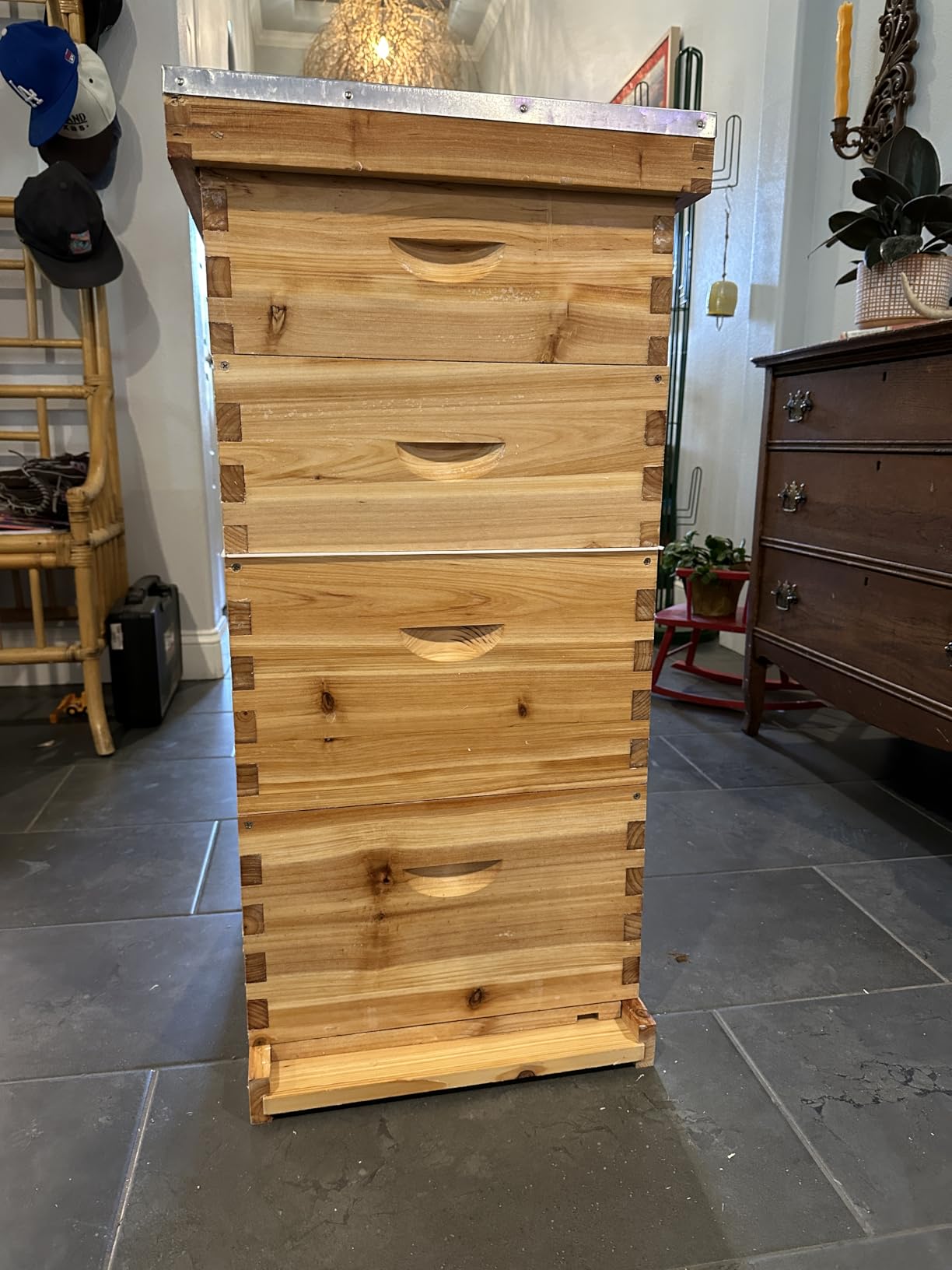 Honey Lake 10-Frame Langstroth Beehive Starter Kit, Beeswax Coated Complete Bee Hive Includes 2 Deep Brood Boxes & 2 Medium Super Bee Boxes with Beehive Frames and Foundations for Beekeepers (4 Layer) customer photo 2