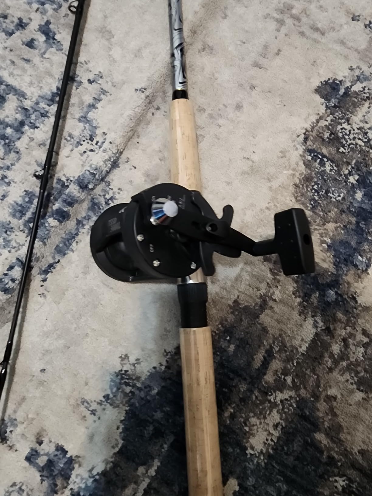 Sougayilang Fiberglass Fishing Pole Conventional Reel Combo with Durable P-Cork Rod Handle, Medium Heavy for Catfish Salmon and Steelhead- 8'0