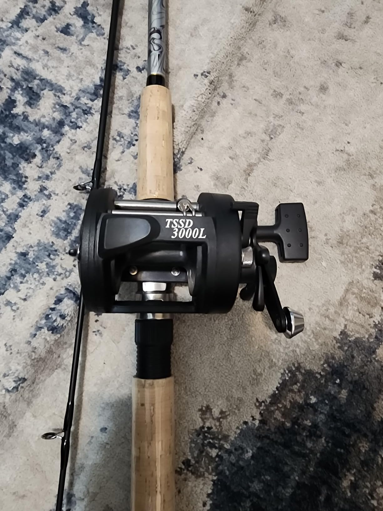 Sougayilang Fiberglass Fishing Pole Conventional Reel Combo with Durable P-Cork Rod Handle, Medium Heavy for Catfish Salmon and Steelhead- 8'0