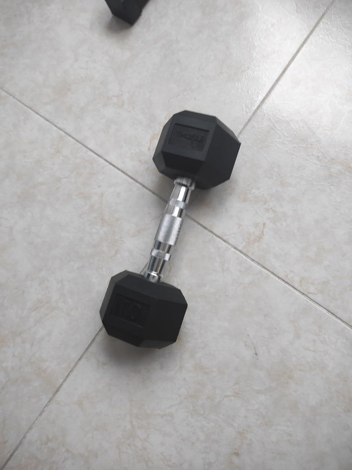 Yes4All Chrome Grip Encased Hex Dumbbells - Hand Weights With Anti-Slip 5-50 LBS Single customer photo 2