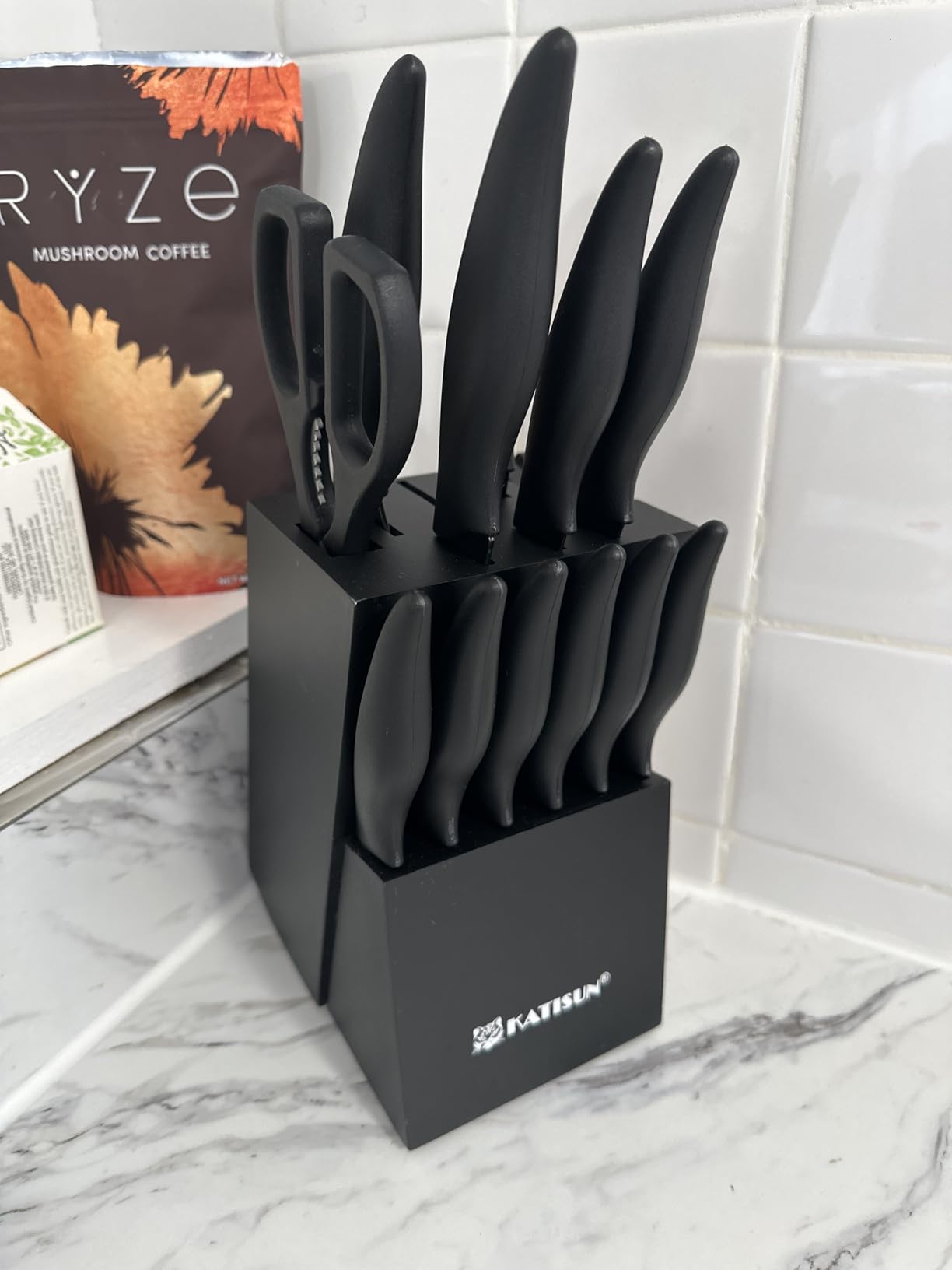 17-Piece Black German Steel Kitchen Knife Block Set | LFGB Food Safe Coating, Dishwasher Friendly. Features Non-Slip PP Cutting Board, Peeler, Built-In Sharpener & Deep Tang Core customer photo 1