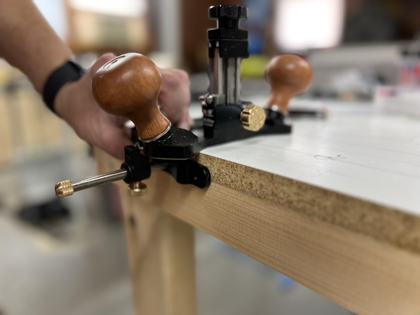 HONGDUI KM-17 PRO Router Plane Wood Hand Router Planes Closed Throat/Open Throat for Woodworking Tuning Joinery Cutting Grooves Mortise customer photo 1