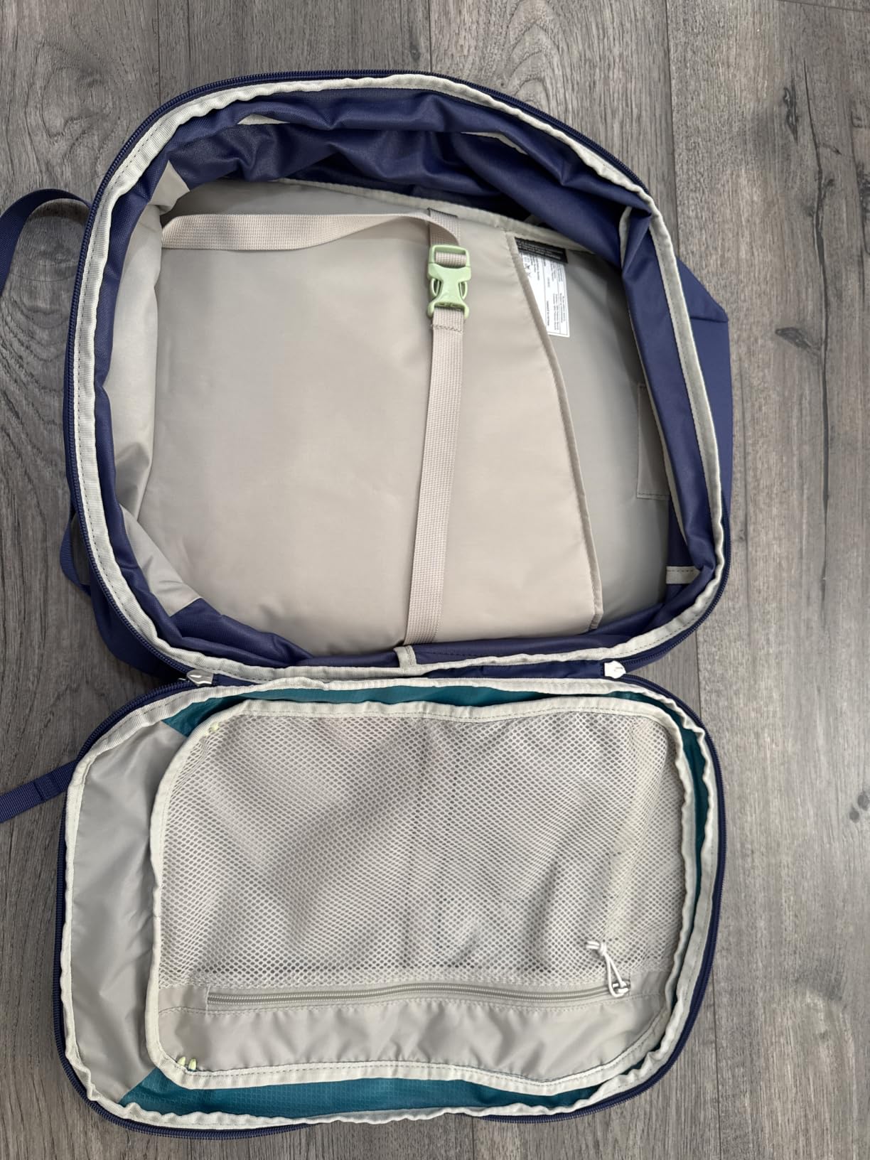 Osprey Daylite Expandable 26+6 Travel Pack, Yellow, Carry On Travel Backpack with Laptop Sleeve customer photo 2
