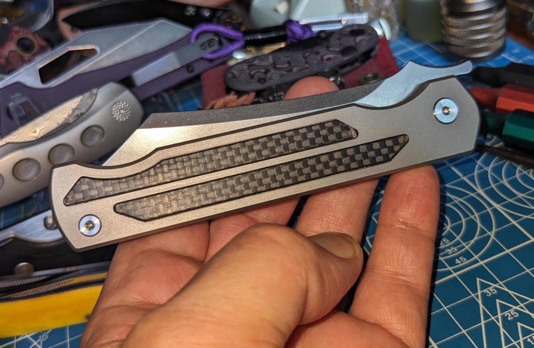 KATSU S35VN Steel Blade Folding Knife, Titanium Pocket Knife for Men Carbon Fiber Handle, Frame Lock Japanese Style Front Flipper EDC Knife with Clip Stonewash Leather Sheath customer photo 2