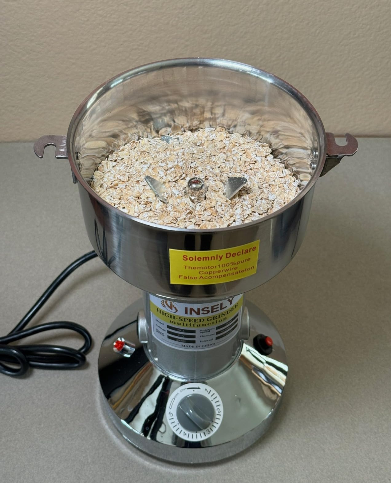 Grain Mill Grinder 2000g High Speed Food Grain Mill Stainless Steel Seeds Flour Nut Pill Wheat Corn Herbs Spices & Seasonings Dry Grinder Electric Machine Grinder for Kitchen customer photo 1