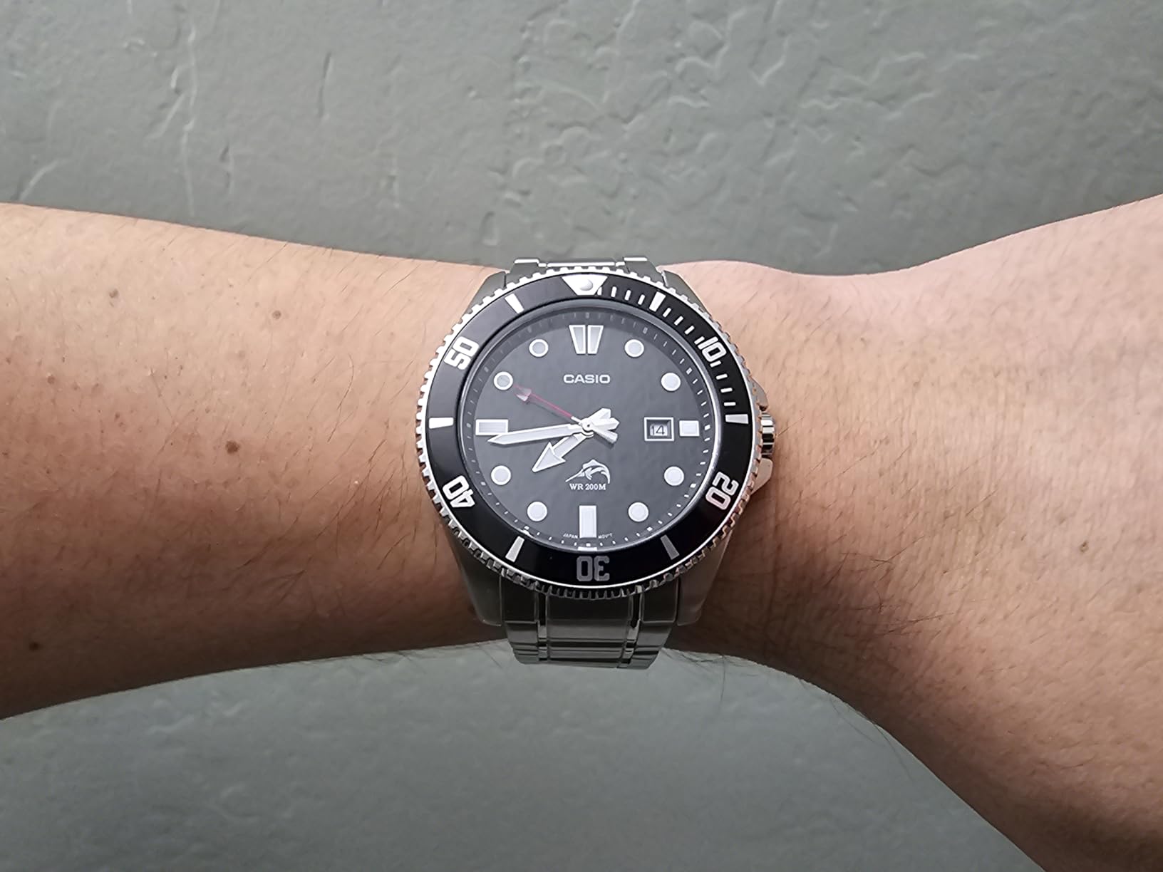 Classic Diver Stainless Steel Watch Date Indicator MDV-106DD-1A1VCF, Black/Silver customer photo 1